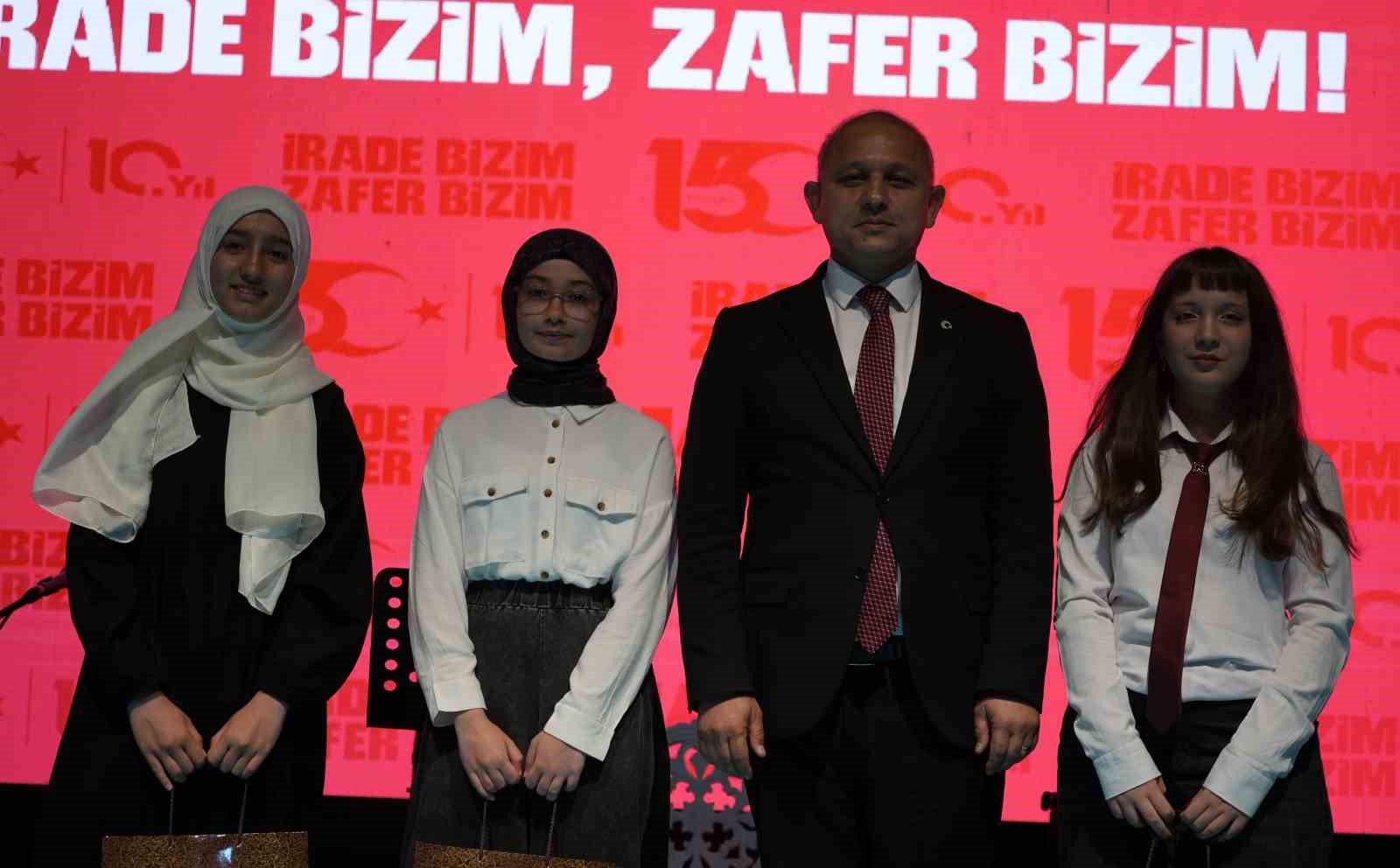 Kırıkkale 15 Temmuz’da tek yürek oldu: Binlerce vatandaş demokrasi yürüyüşünde buluştu