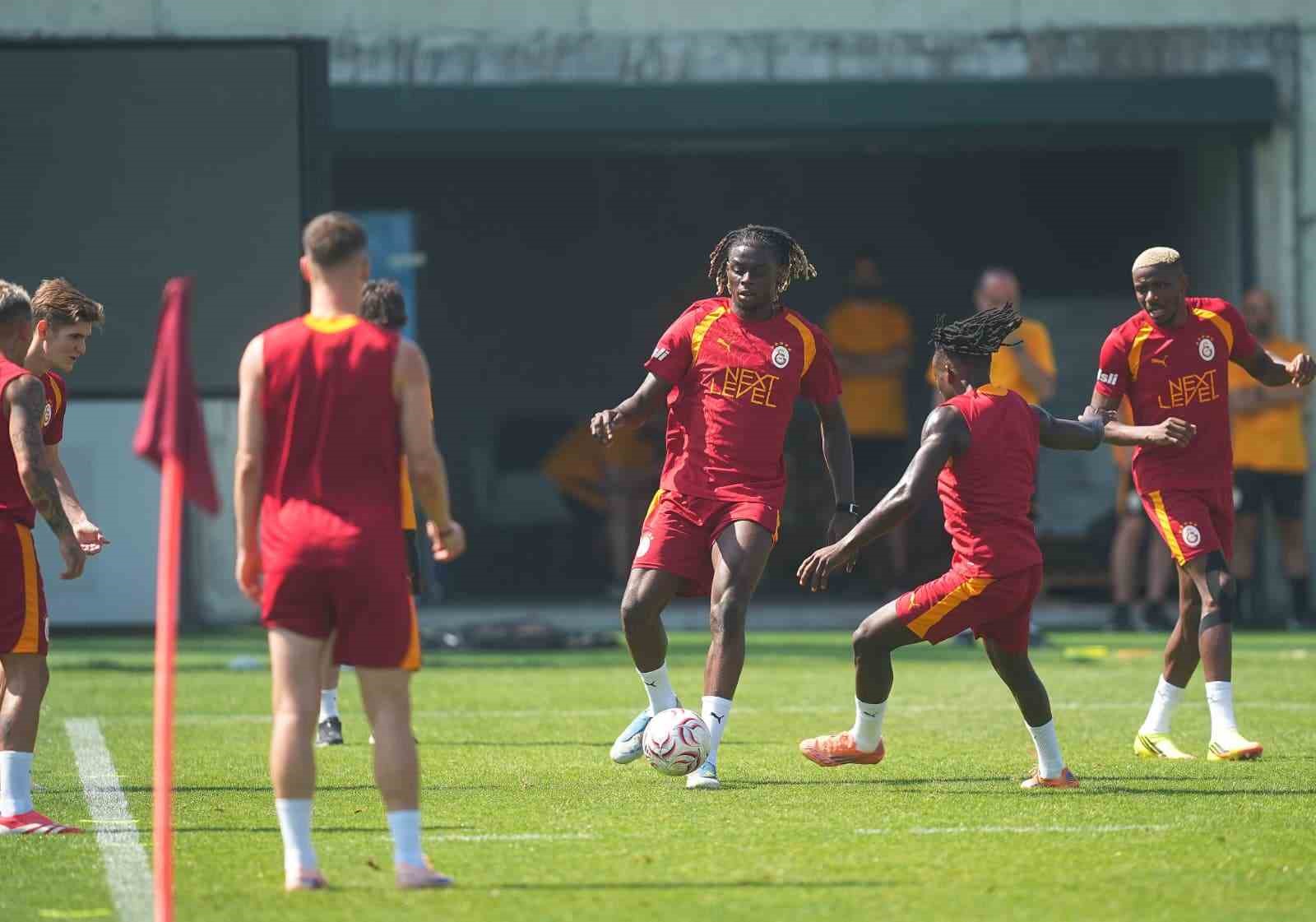 Galatasaray yeni sezon hazırlıklarına devam etti