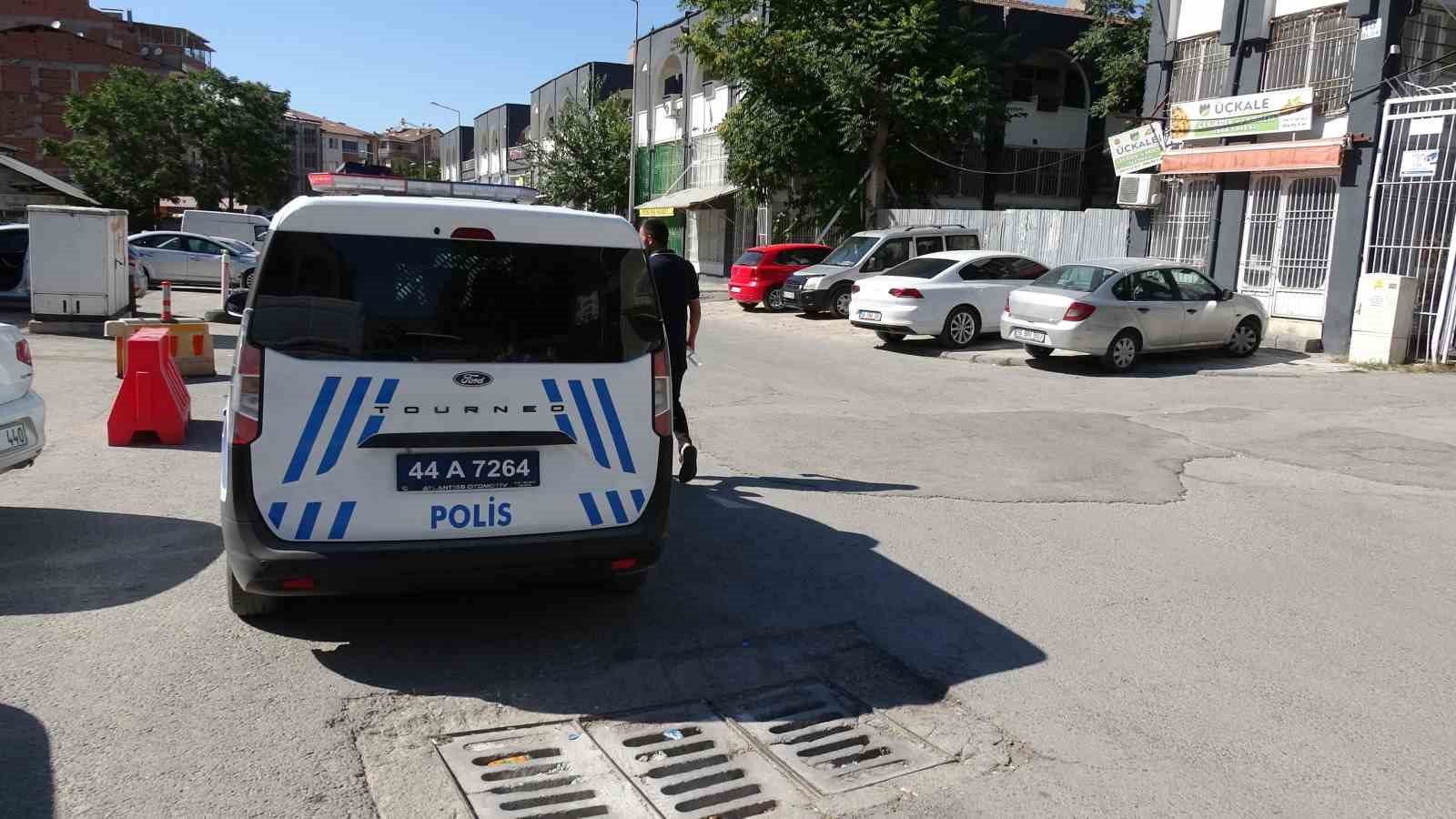 Malatya Şire Pazarı’nda silahlı kavga: 2 yaralı, 2 gözaltı