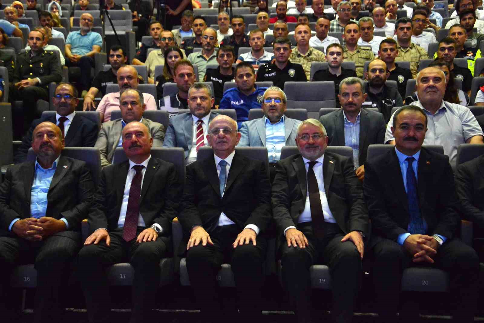 İsmail Kahraman, Çorum’da 15 Temmuz’u anlattı