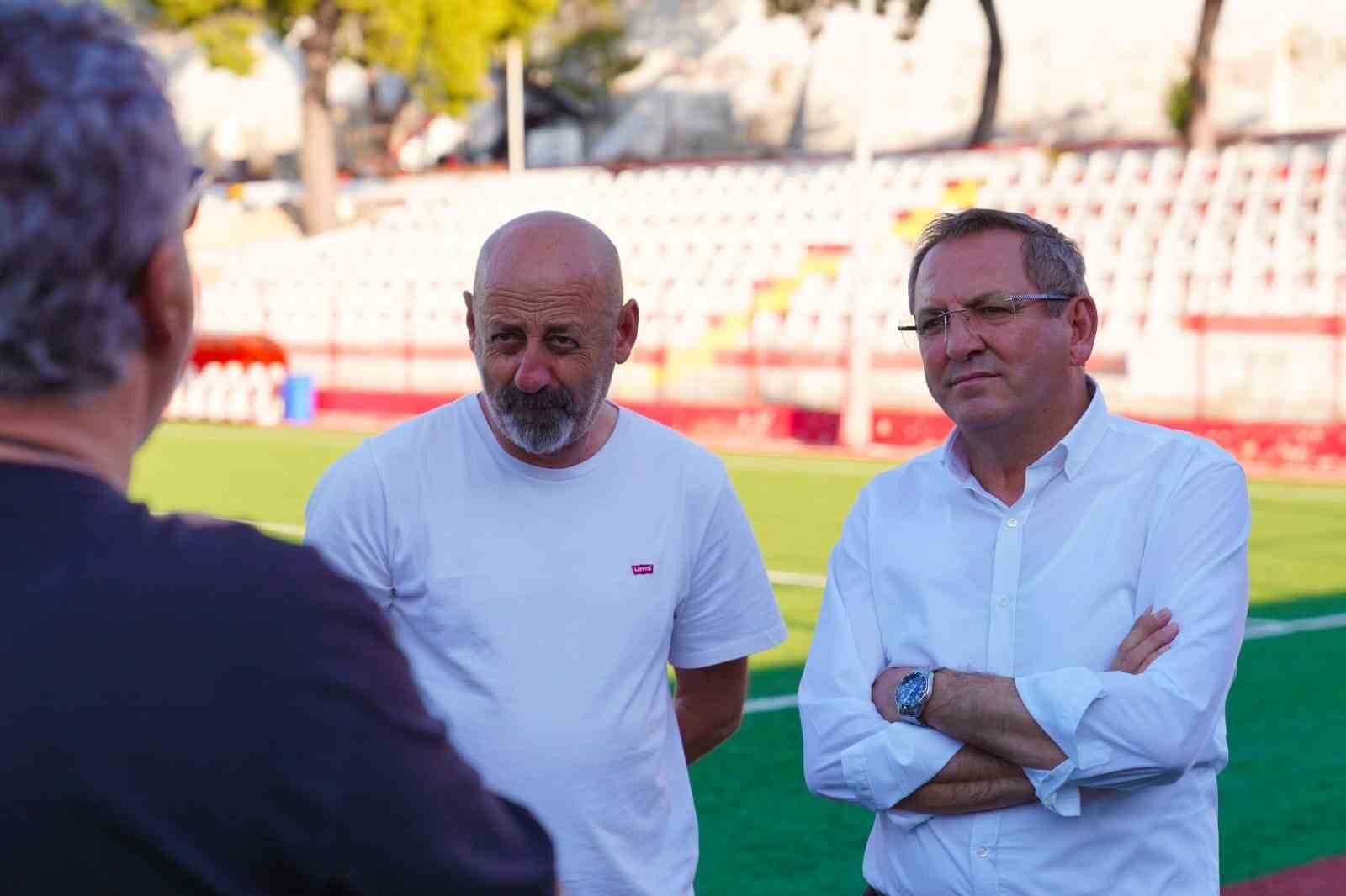 Başkan Ergin’den Ayvalık gücü Belediyespor’a moral ziyareti