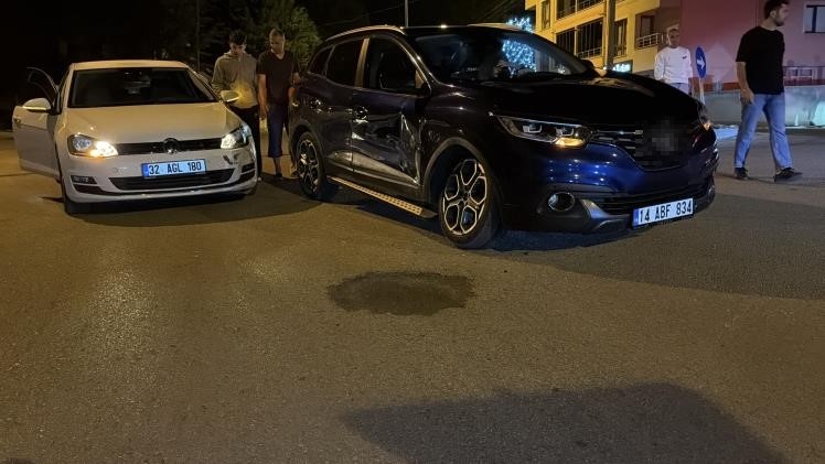 Bolu’da ciple otomobil çarpıştı: 1 yaralı