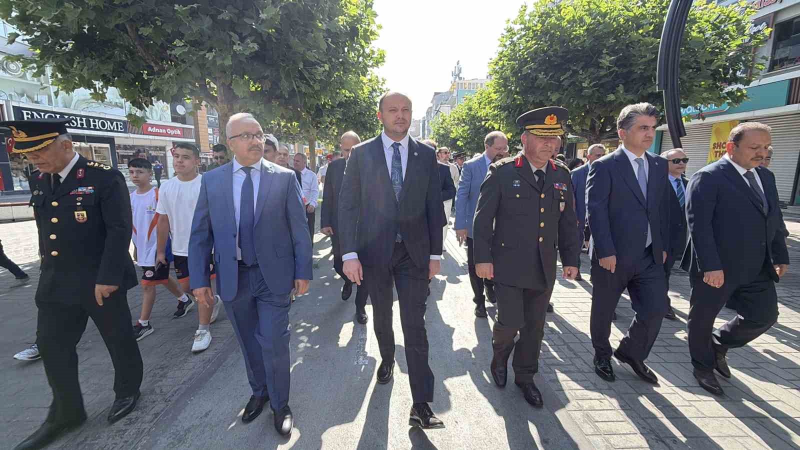 Atatürk’ün Bolu’ya gelişinin 92’nci yıl dönümü törenle kutlandı