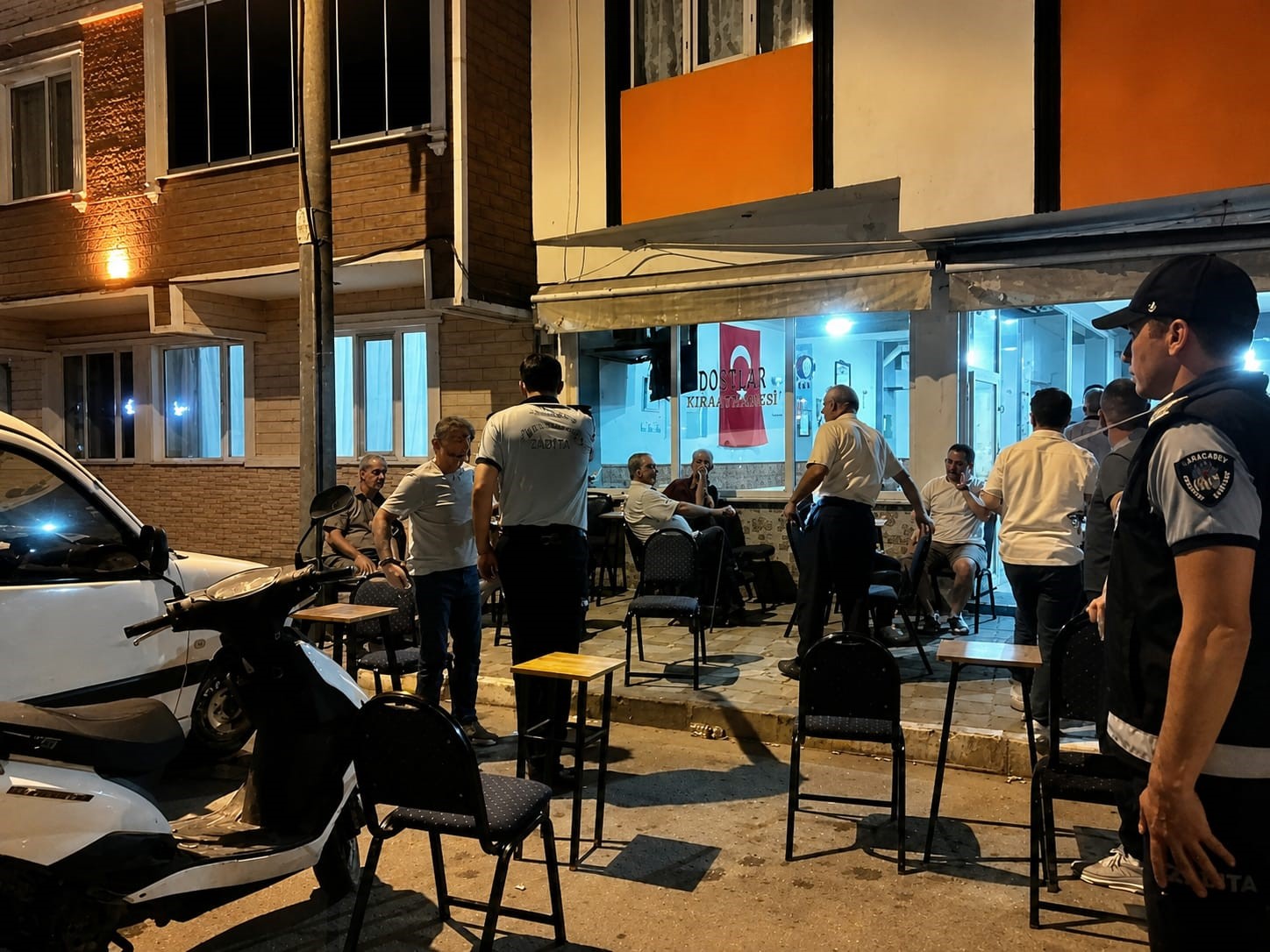 Karacabey Belediyesi’nden yol ve kaldırım işgallerine karşı kararlı mücadele