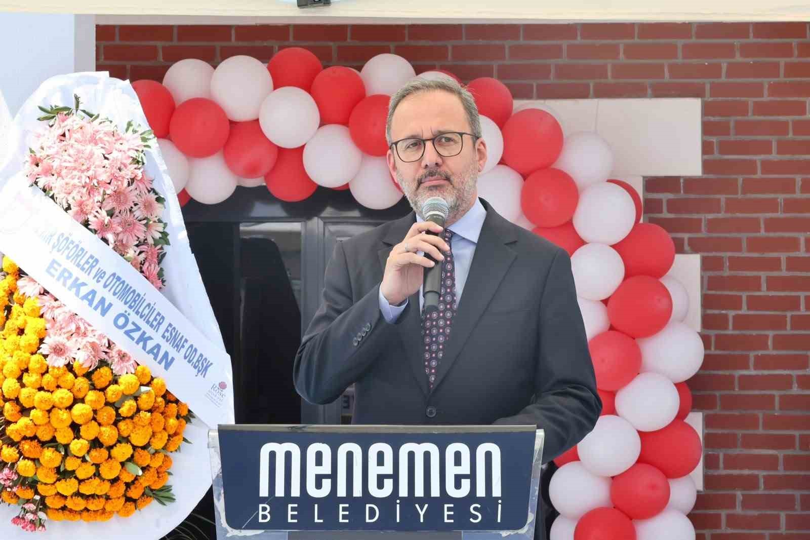 Menemen Belediyesi’nin 100 araç kapasiteli Tır Parkı törenle hizmete açıldı
