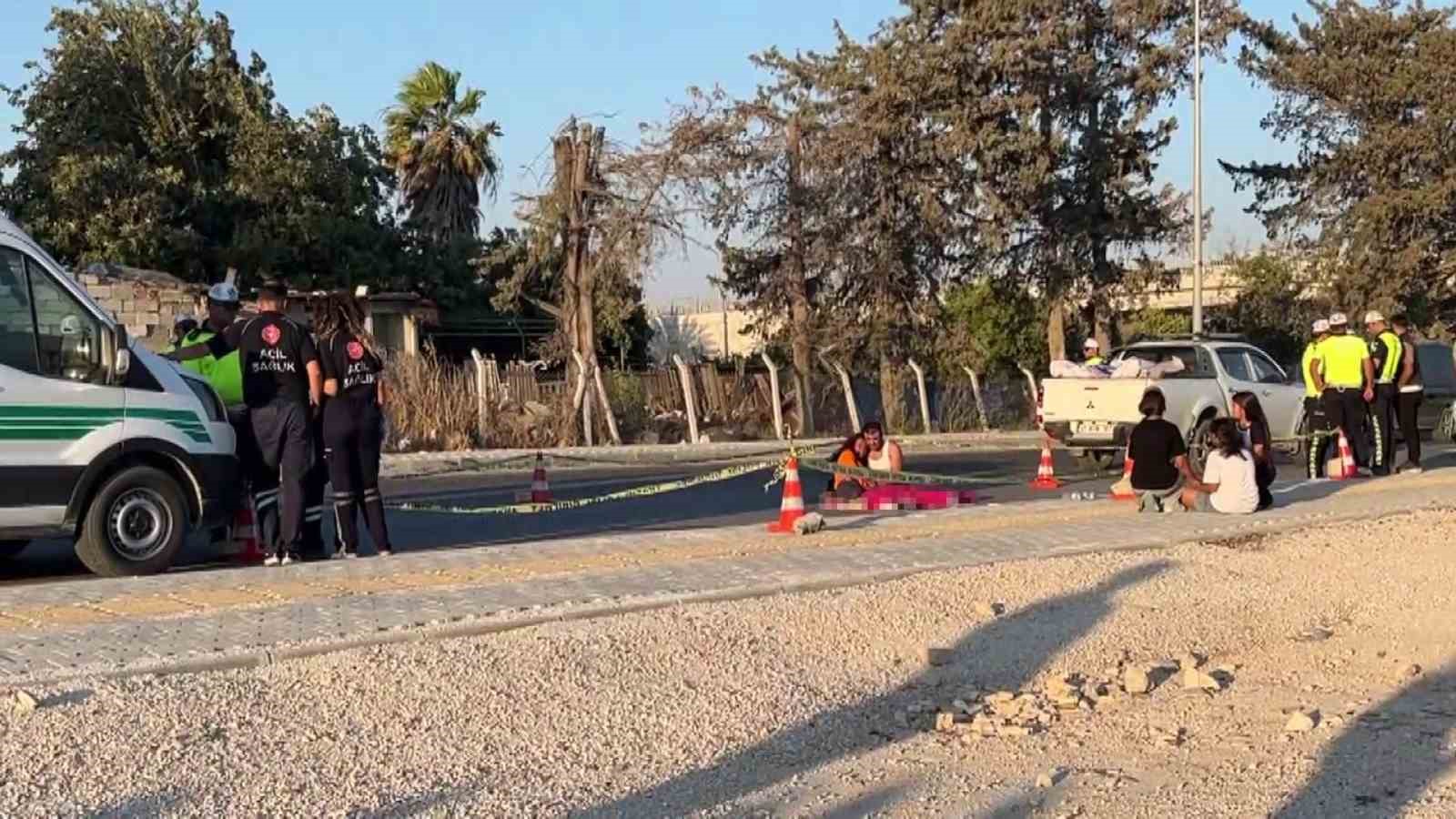 Yola kaçan topunu alırken pikabın çarptığı çocuk hayatını kaybetti: Anne ve babanın feryadı yürekleri dağladı