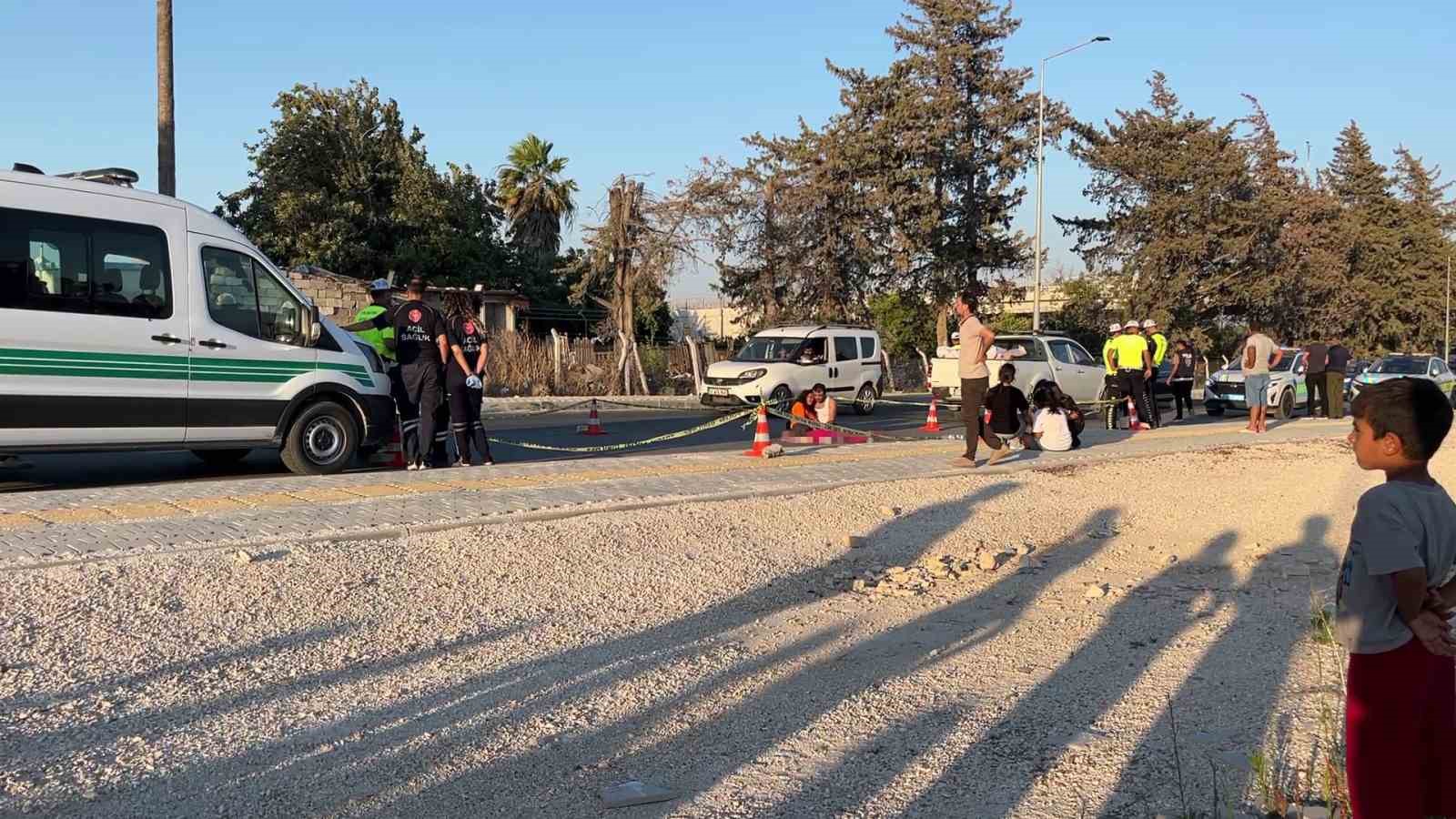 Yola kaçan topunu alırken pikabın çarptığı çocuk hayatını kaybetti: Anne ve babanın feryadı yürekleri dağladı