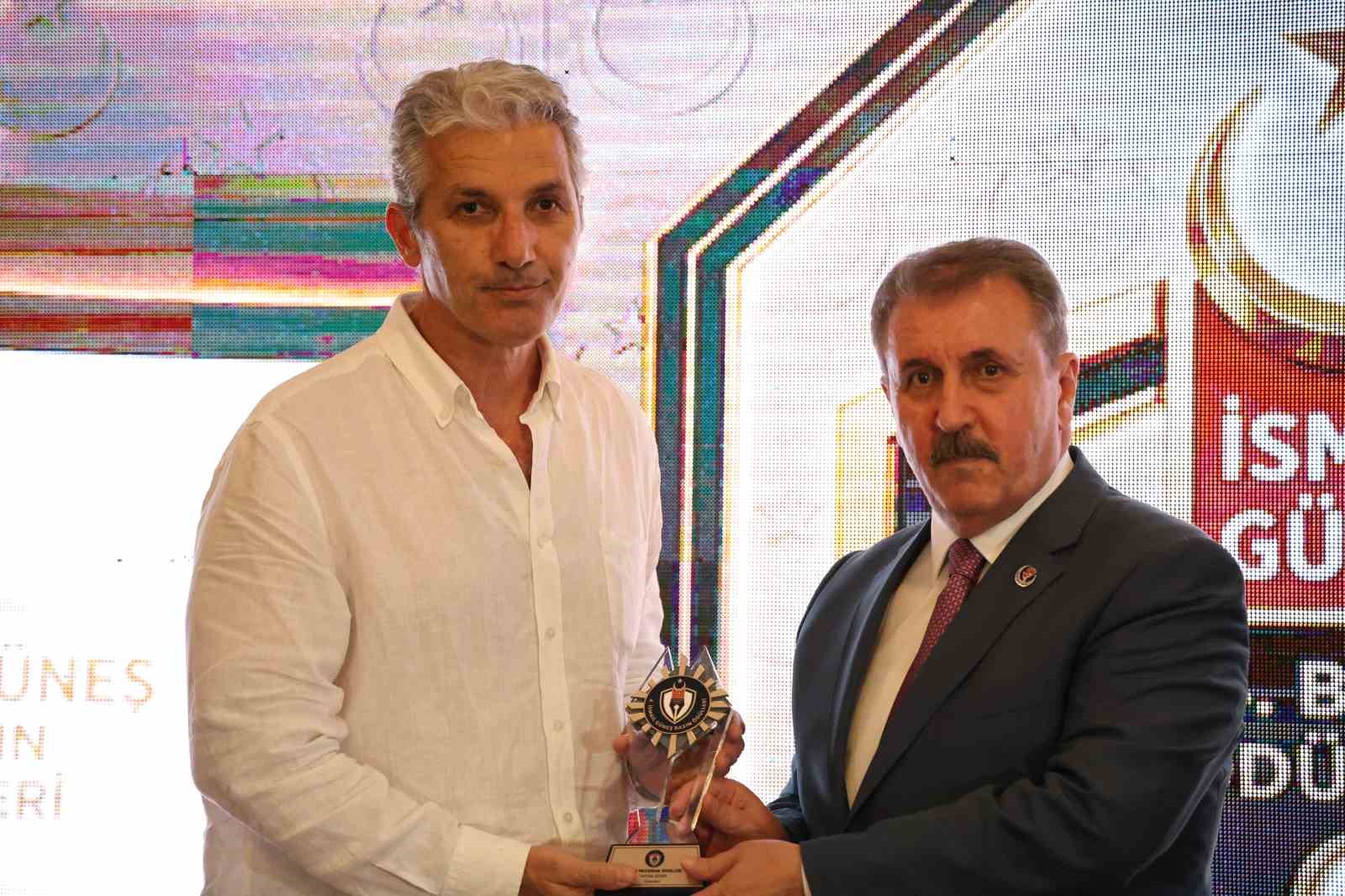 Sivas’ta "4. İsmail Güneş Basın Ödülleri" sahiplerini buldu