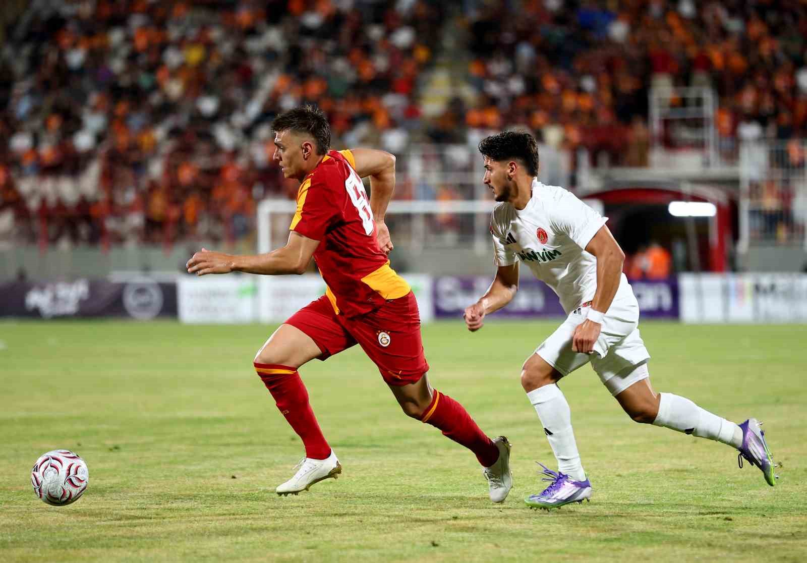 Galatasaray ilk hazırlık maçını farklı kazandı