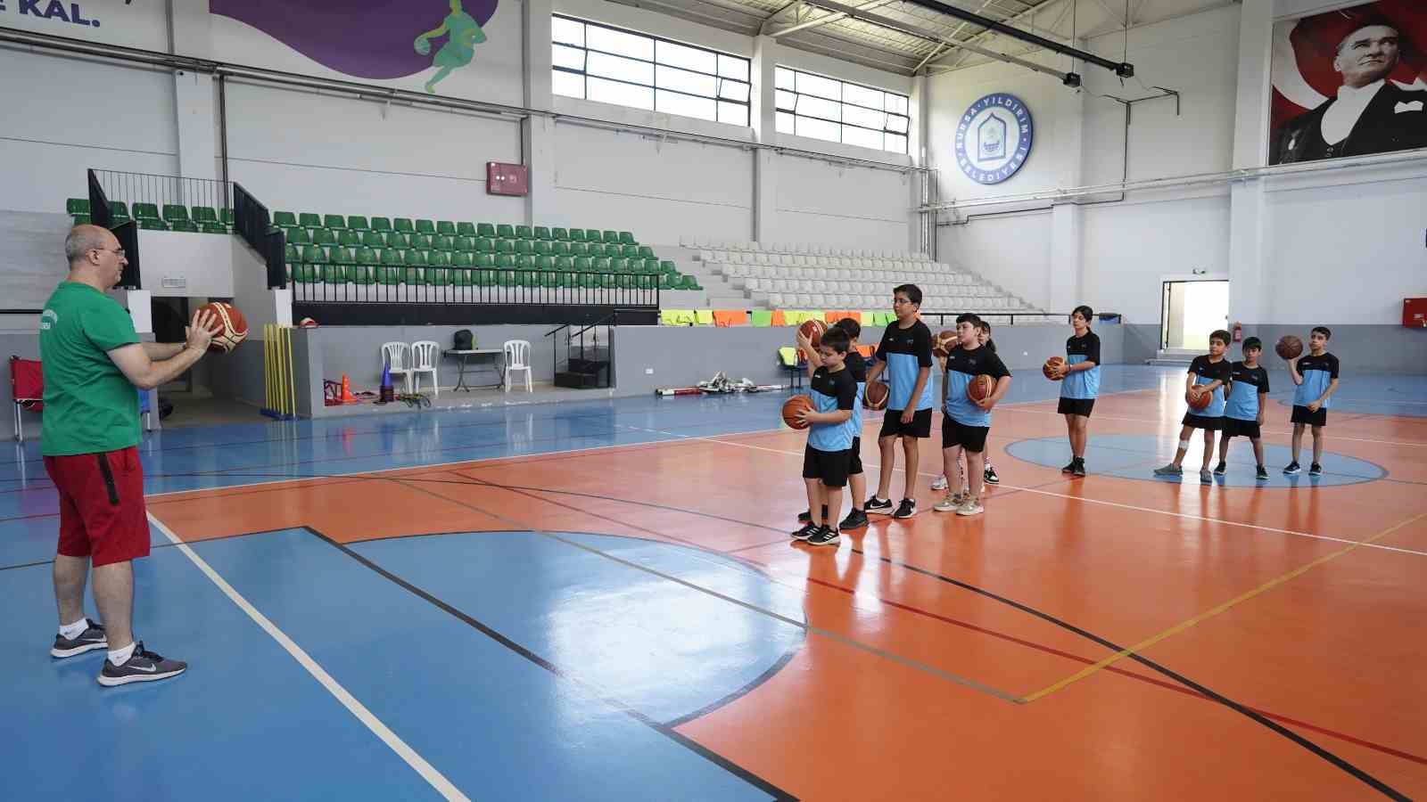 Yıldırım’da yaz spor okulları coşkusu sürüyor