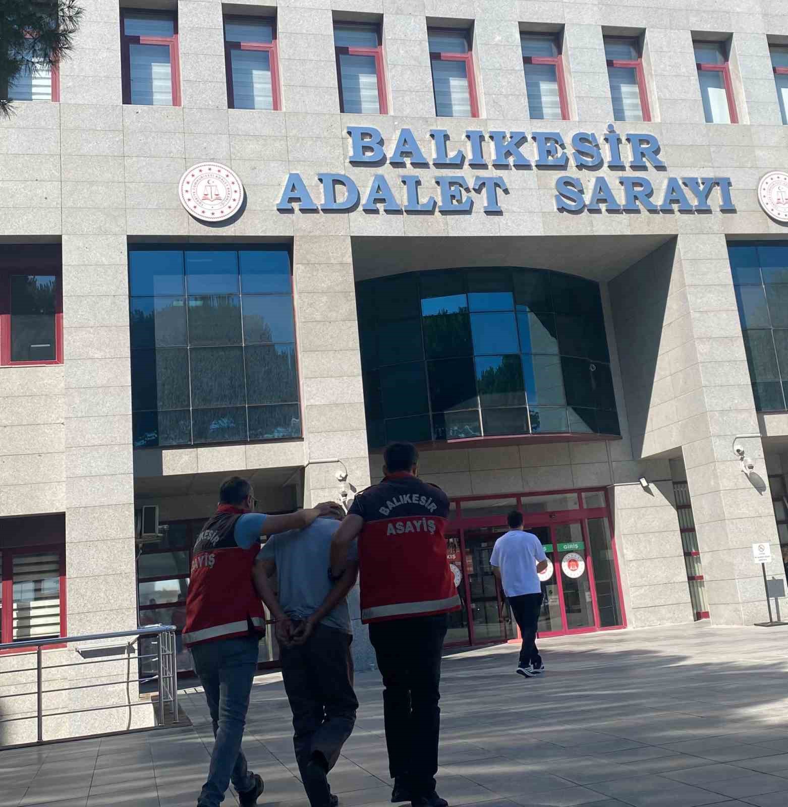 4 yaşındaki Esra’nın ölümü 21 yıl sonra aydınlatıldı