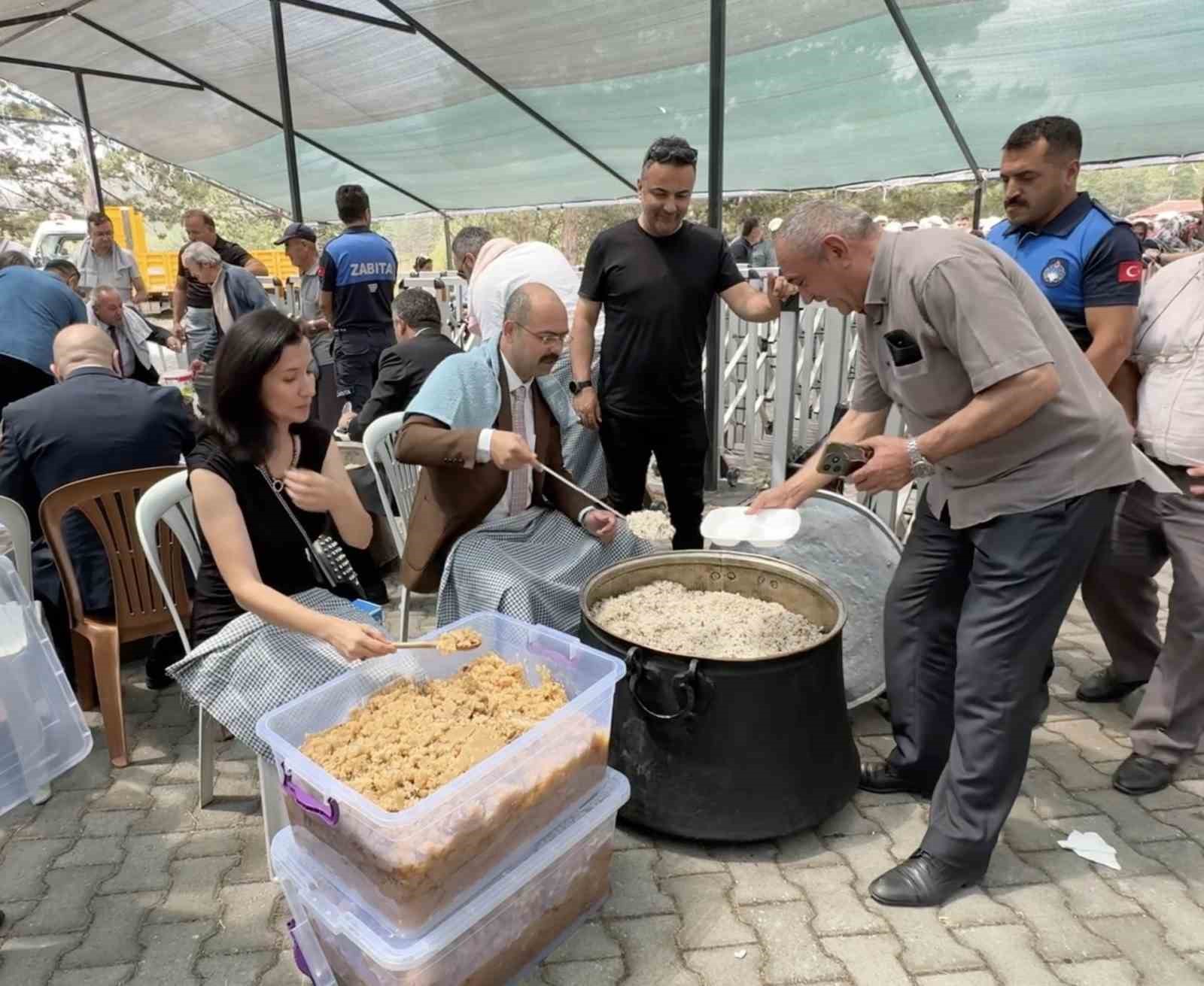 İlçedeki çocuklar toplu sünnet oldu, düzenlenen şenlikte doyasıya eğlendi