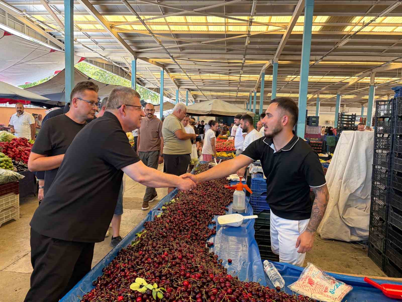Denizli AK Parti Kayıhan Pazarının nabzını tuttu