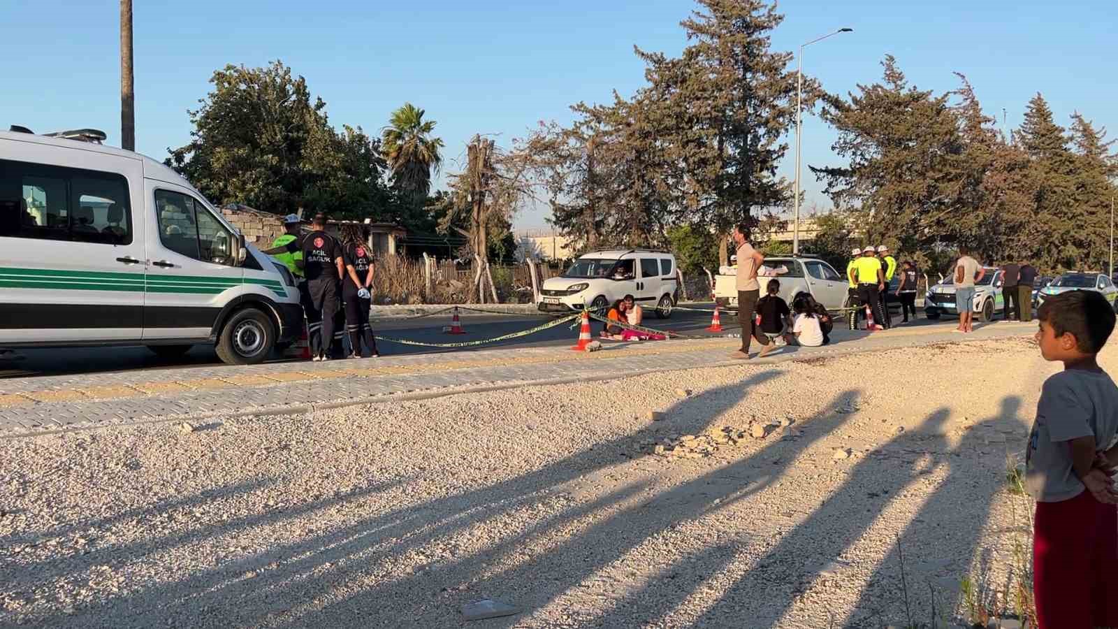 Yola kaçan topunu yakalamak isterken pikabın çarptığı Umut son yolculuğuna uğurlandı