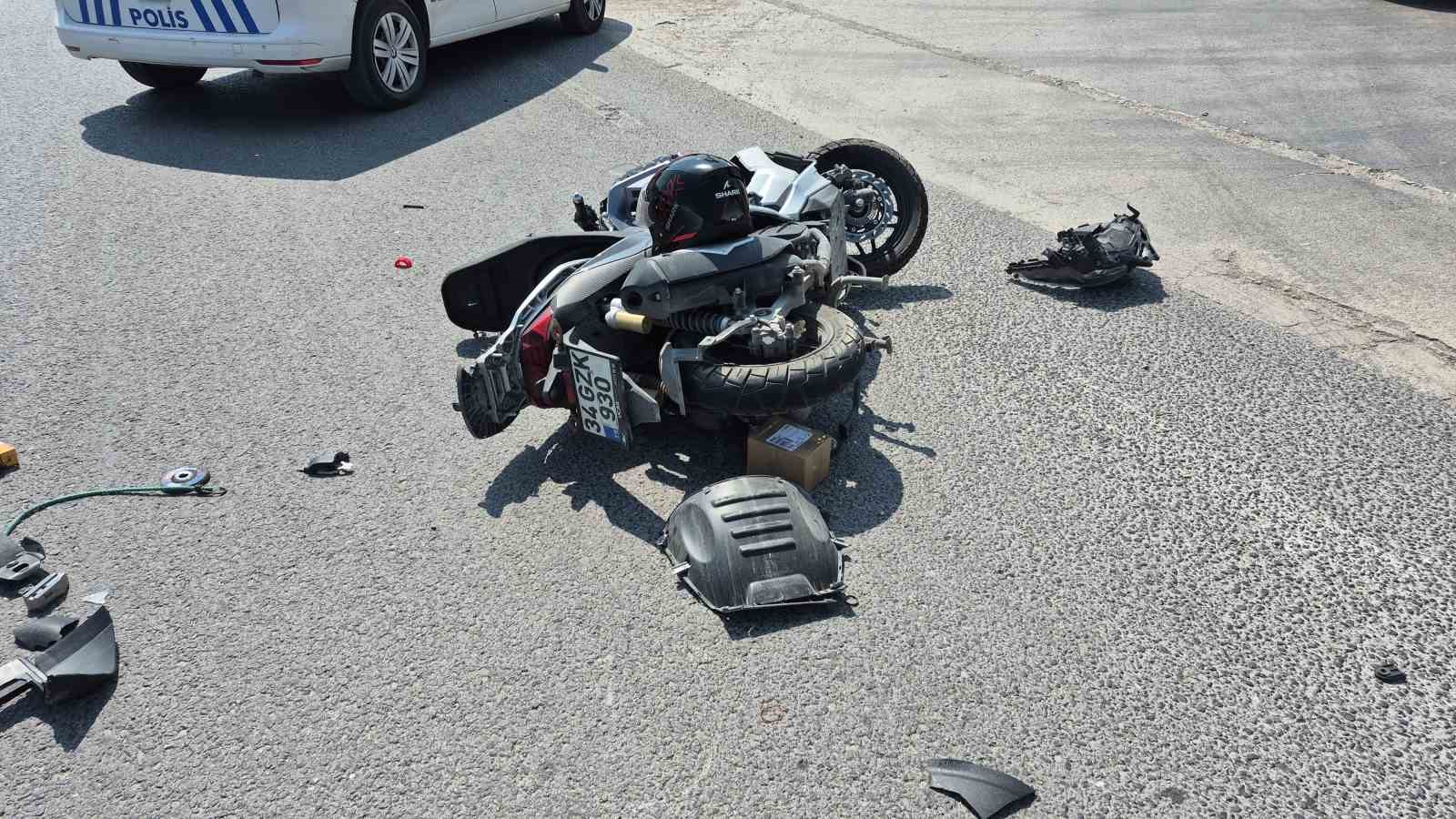 Eskişehir’de otomobile arkadan çarpan motosikletli yaralandı