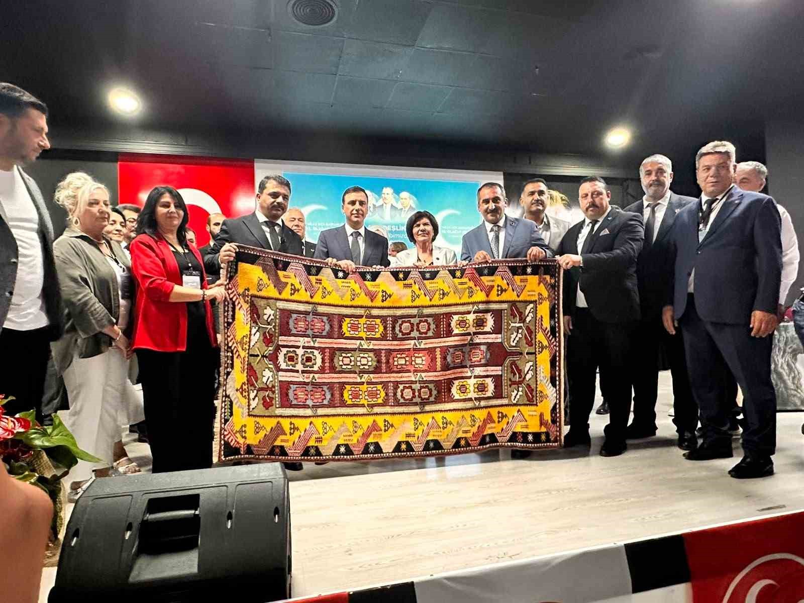 MHP Milas’ta Başkan Ongün güven tazeledi