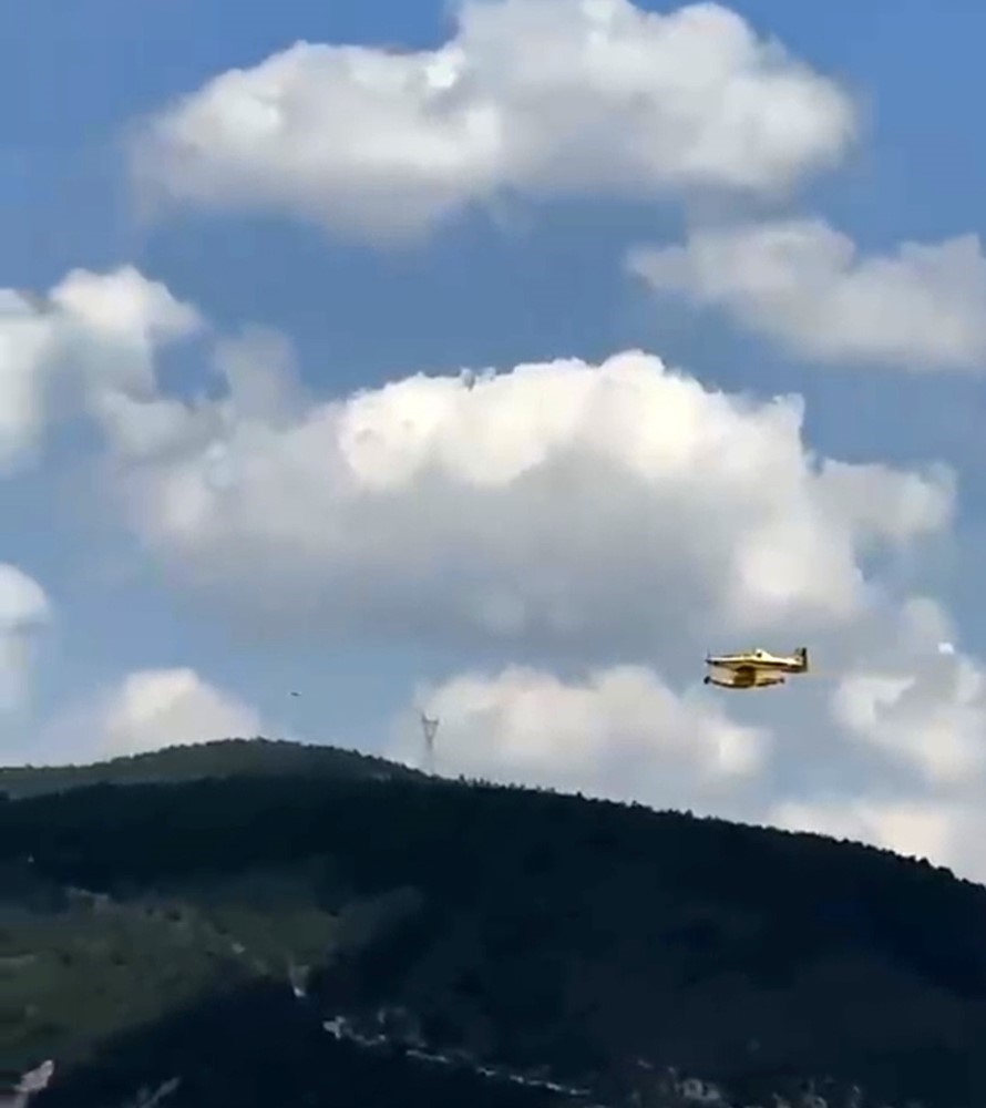 Kütahya’daki orman yangınına müdahale sürüyor: 7 helikopter, 4 uçak ve 22 arazöz görevde