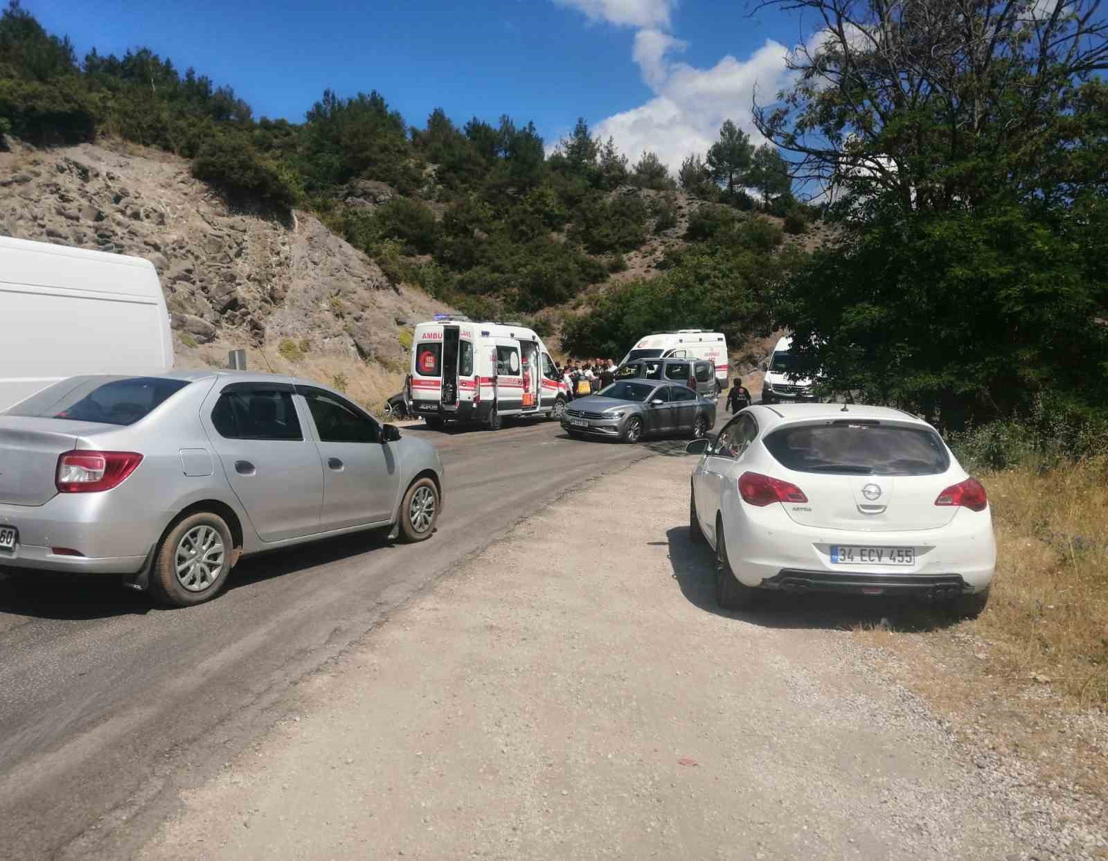 Tokat’ta otomobiller kafa kafaya çarpıştı: 10 yaralı