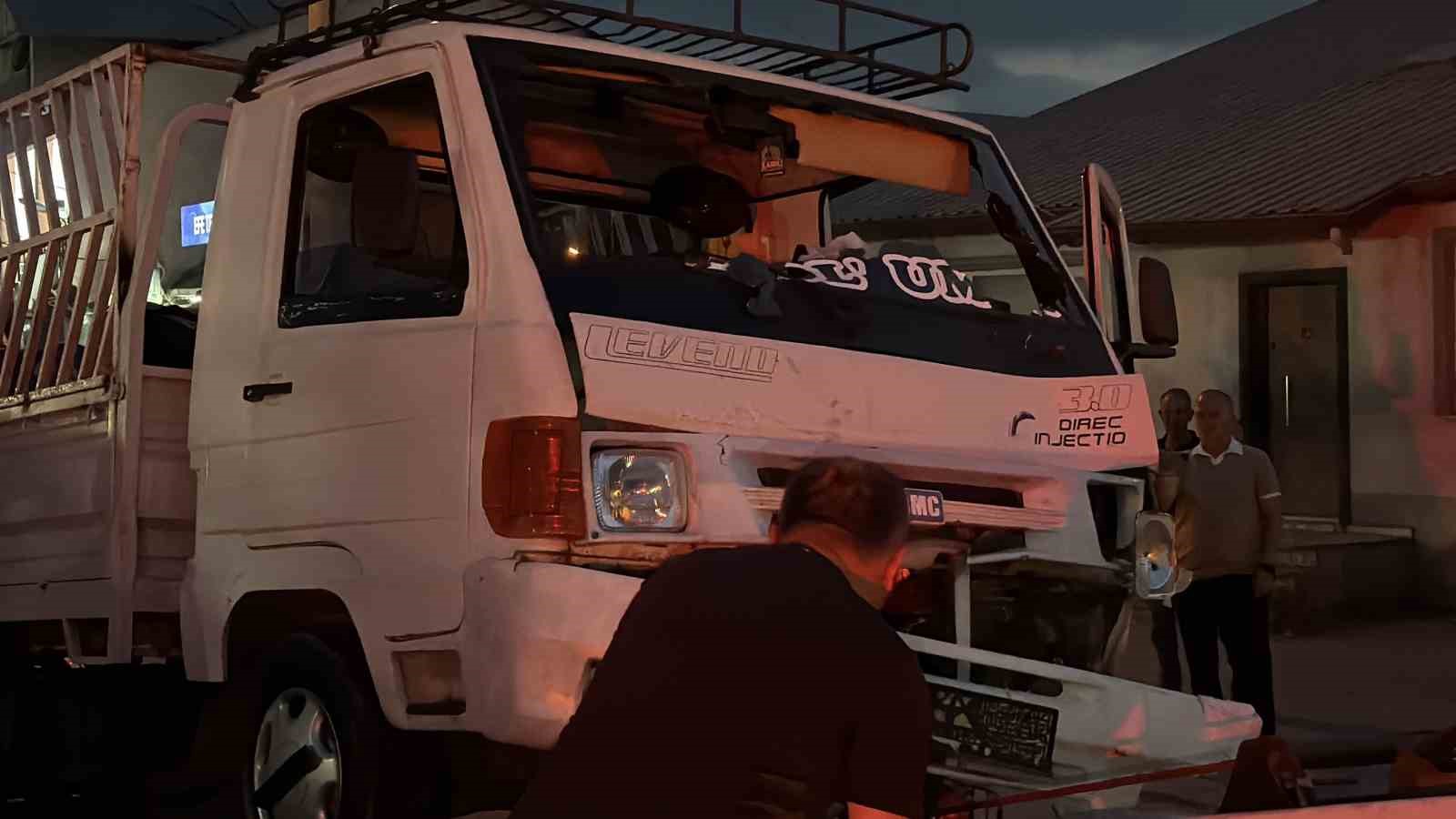 Bolu’da motosiklet ile kamyonet çarpıştı: 1 ölü, 1 yaralı