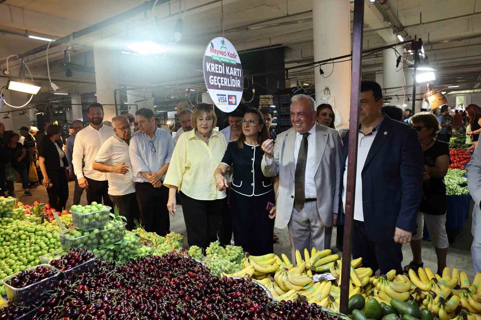 Ataevler Kapalı Pazar Alanı hizmete açıldı