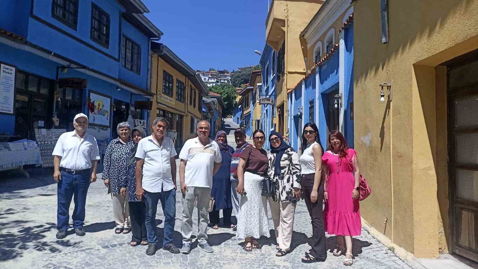 Denizli Büyükşehirden yerli turistlere ücretsiz gezi hamlesi