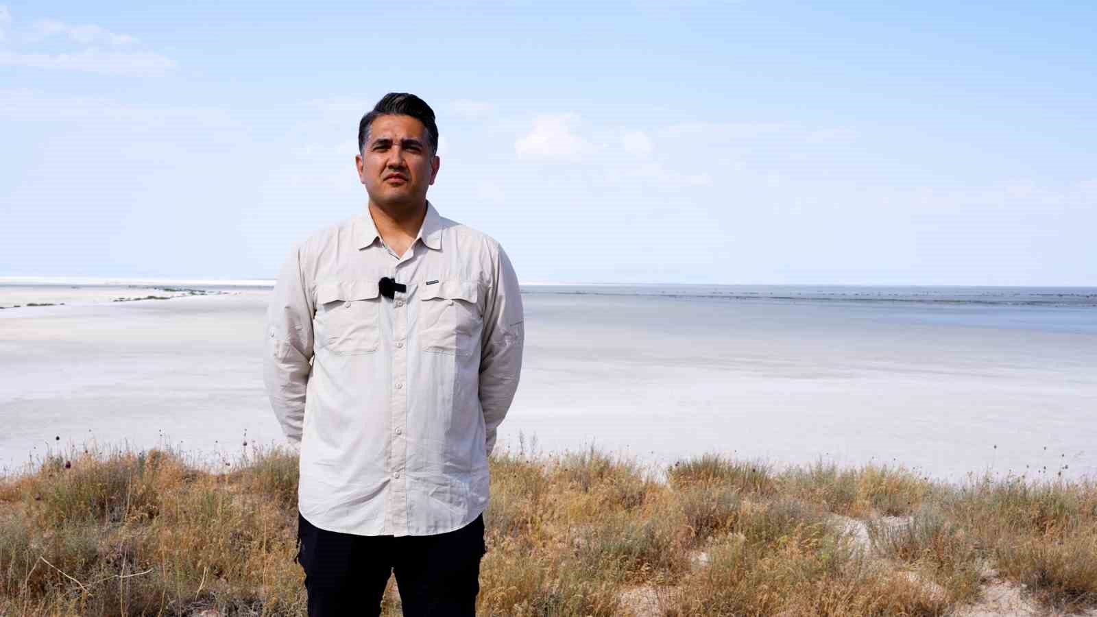 Bakan Kurum: "12 bin 800 yavru flamingo Tuz Gölü’nde yaşam buldu"