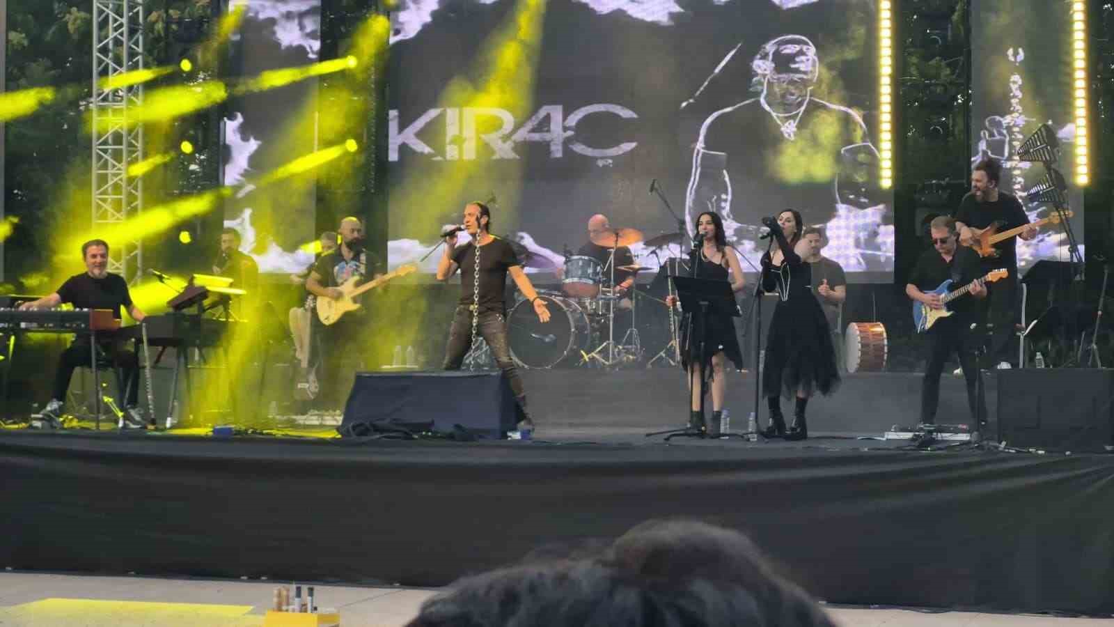 Ankara’da "19 Temmuz Dünya Fenerbahçeliler Günü" Kıraç konseriyle kutlandı