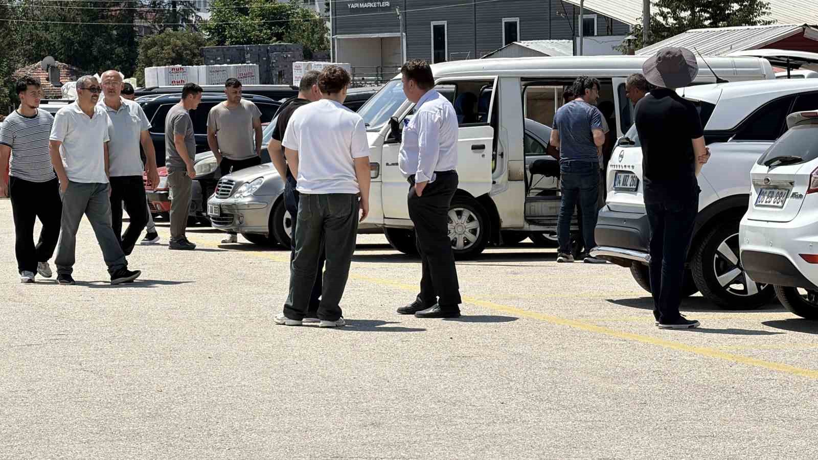 Bolu Oto Pazarı’nda araç çok, satış yok