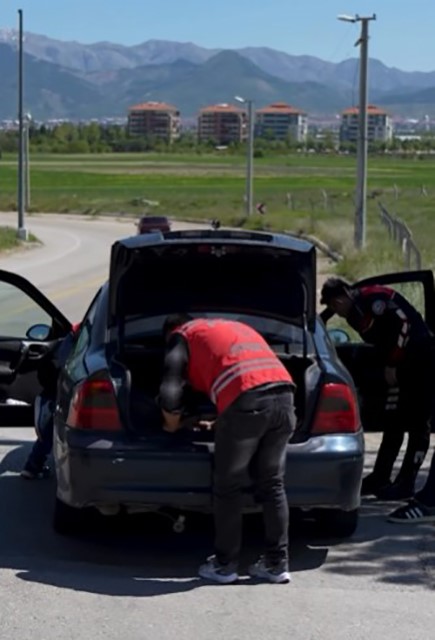 Isparta’da 25 aranan şahıs yakalandı