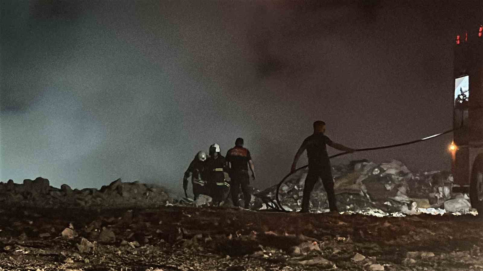 Burdur’da çöp depolama alanında yangın