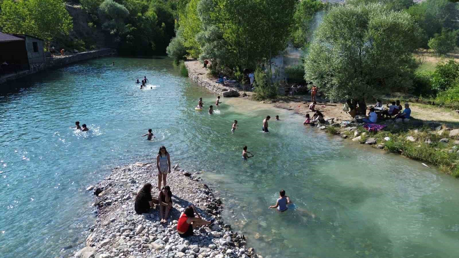 Doğanın içinde ücretsiz tatil: Tağar Çayı ünlü tatil beldelerini aratmıyor