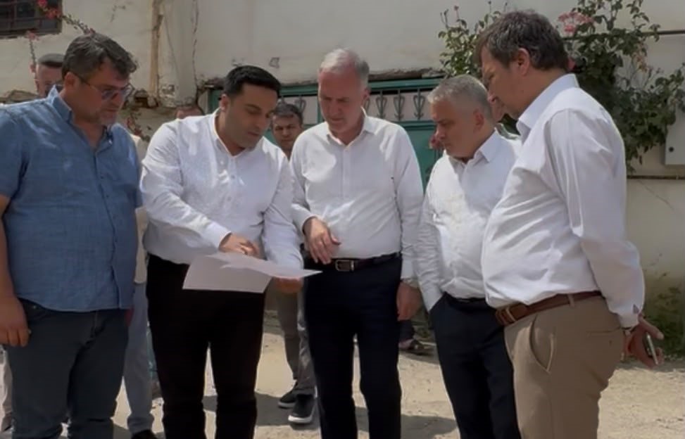 İnegöl Belediyesi kırsalda üst yapı hamlesini sürdürüyor