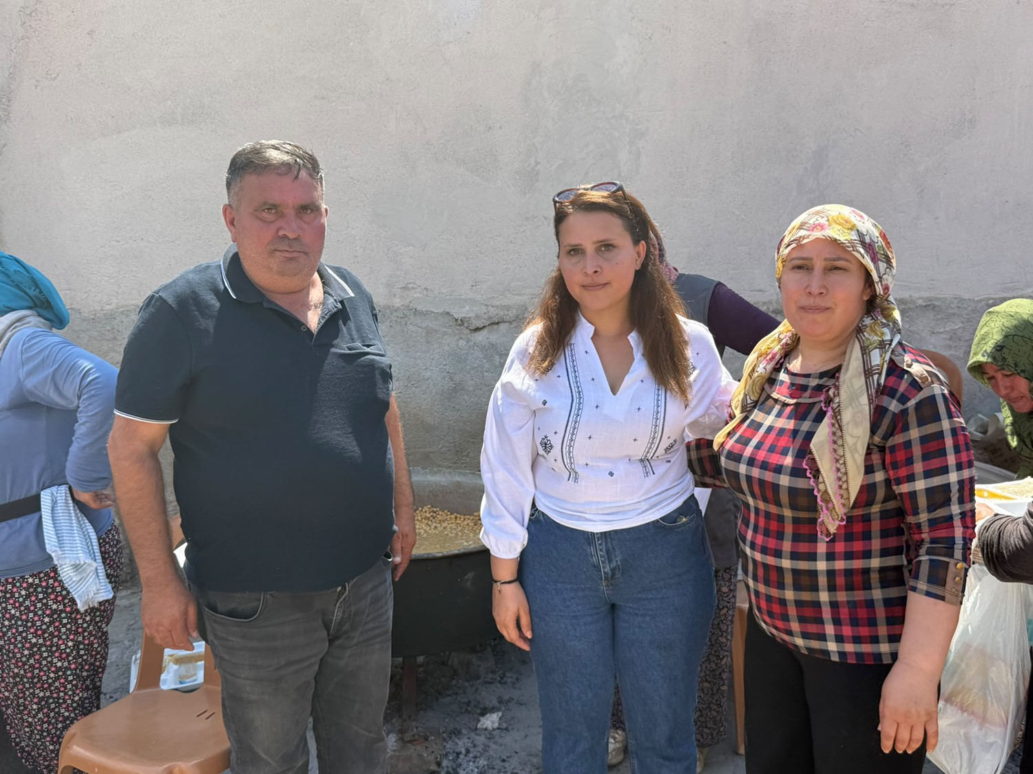 Irmak öğretmen memleketi Kula’da dualarla anıldı