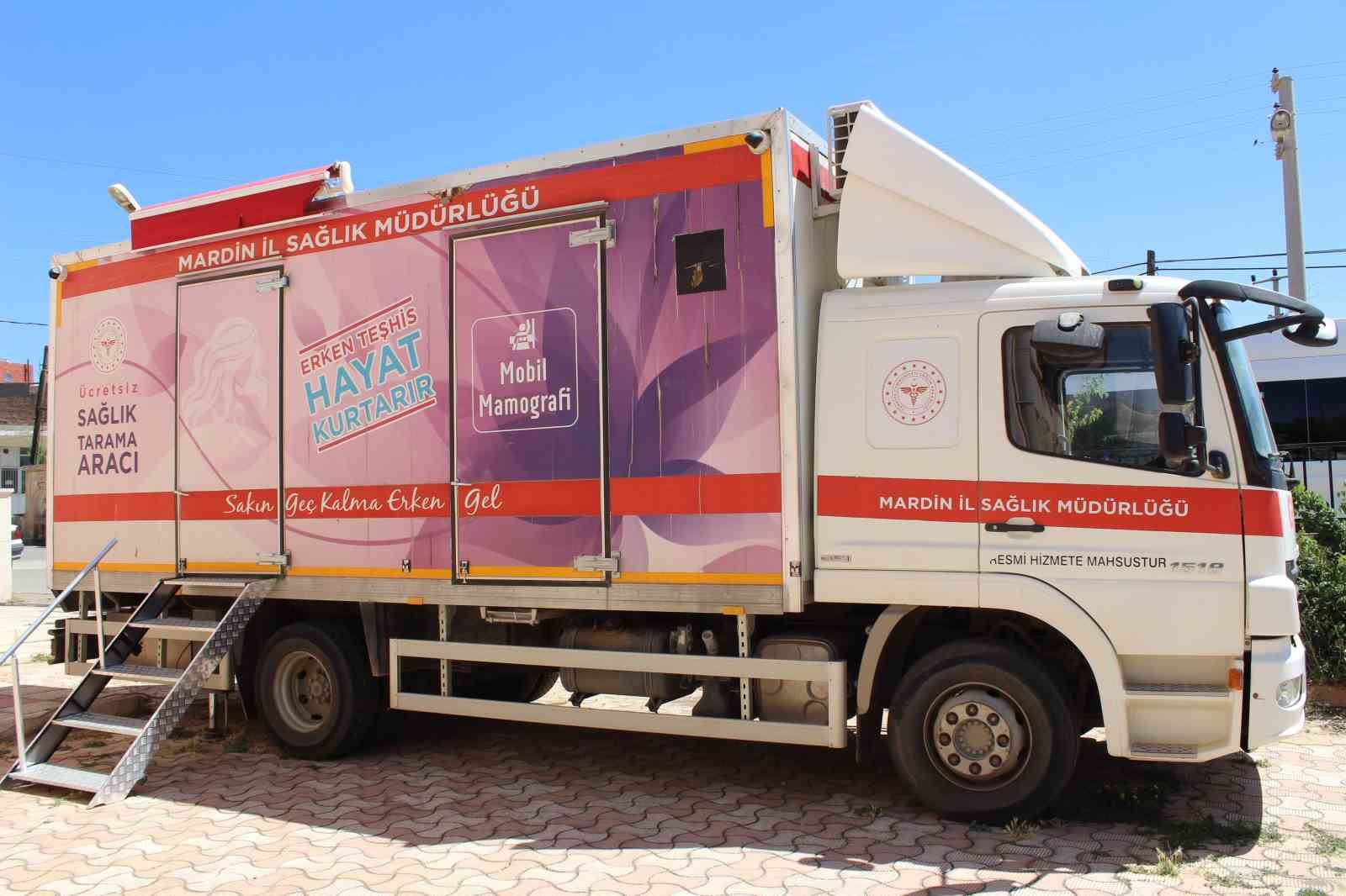 Gezici mobil mamografi aracı Midyat’ta kanser taramalarını vatandaşların ayağına götürdü