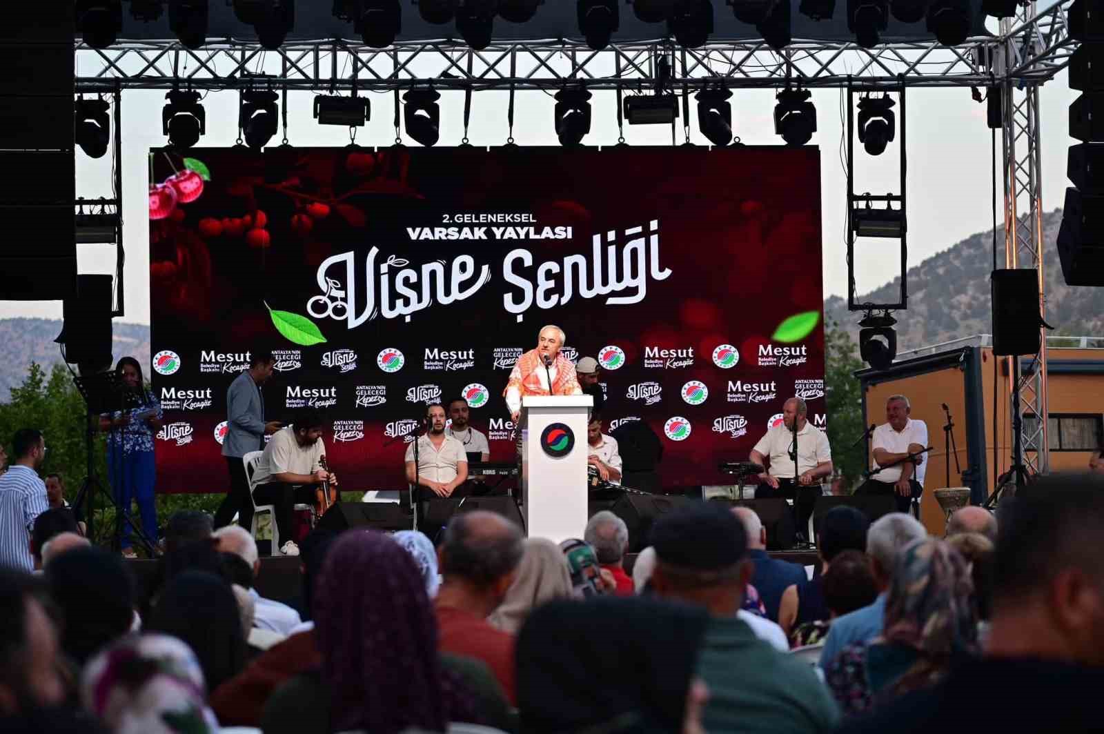 İkinci Geleneksel Varsak Yaylası Vişne Şenliği düzenlendi