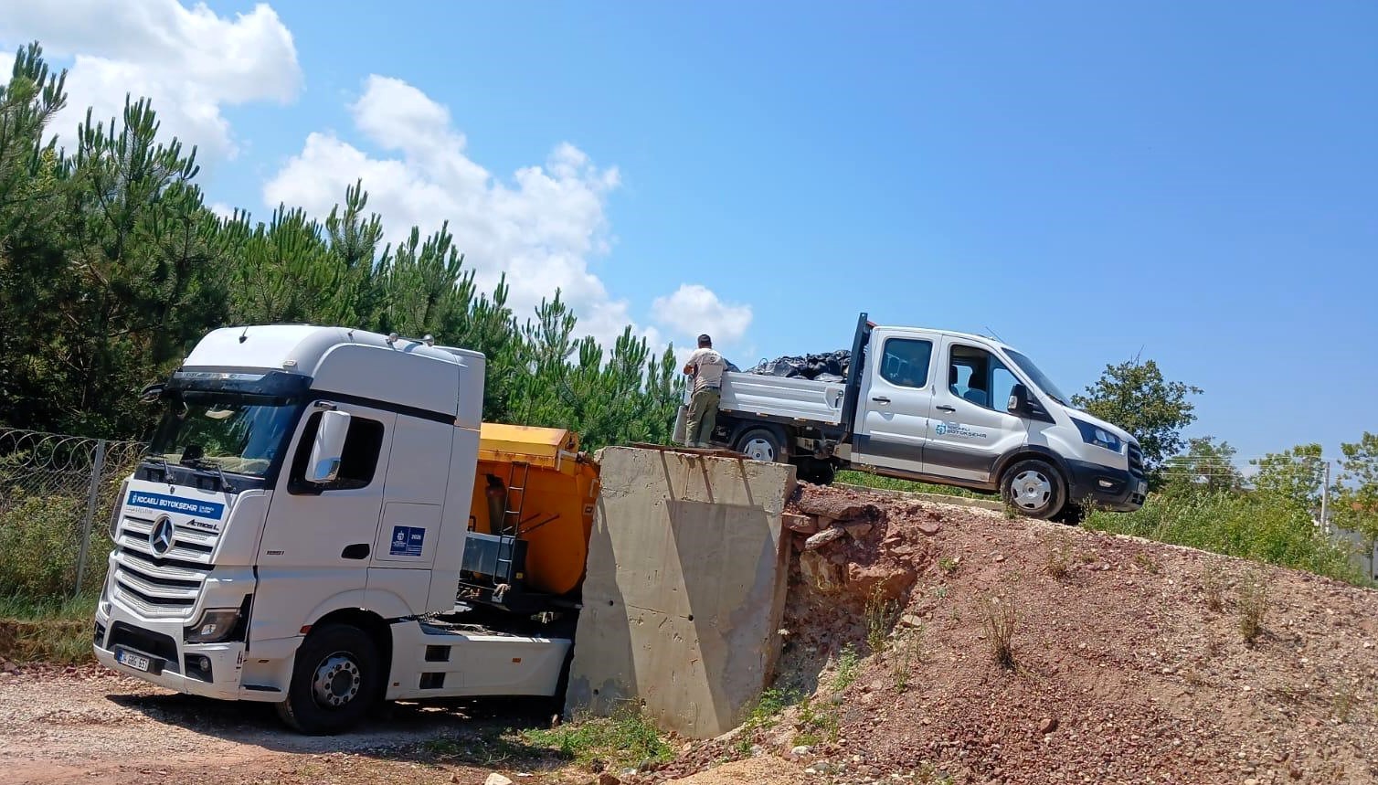 Tatilcilerin akınına uğrayan Kandıra’da 387 ton atık toplandı
