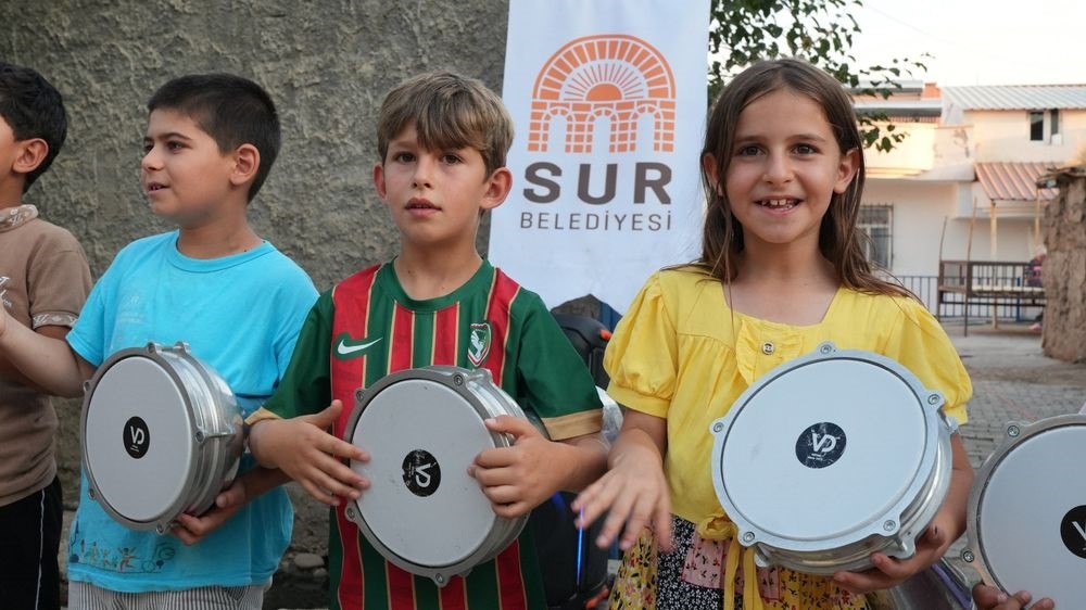 DBB’den yerinde kültür-sanat etkinliği: Gezici müzik atölyesi