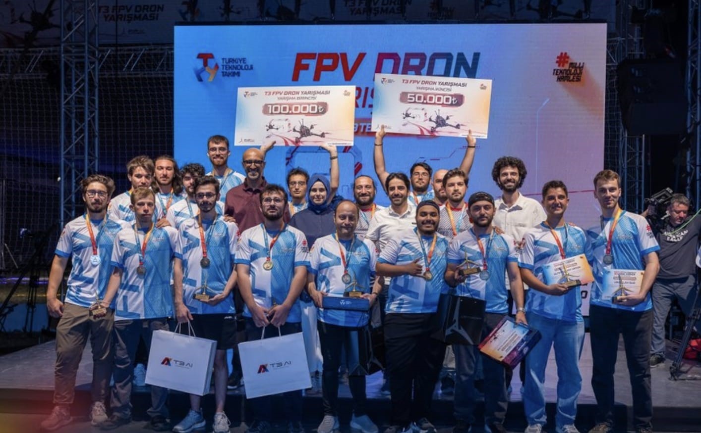 İstanbul’da nefes kesen FPV dron yarışması