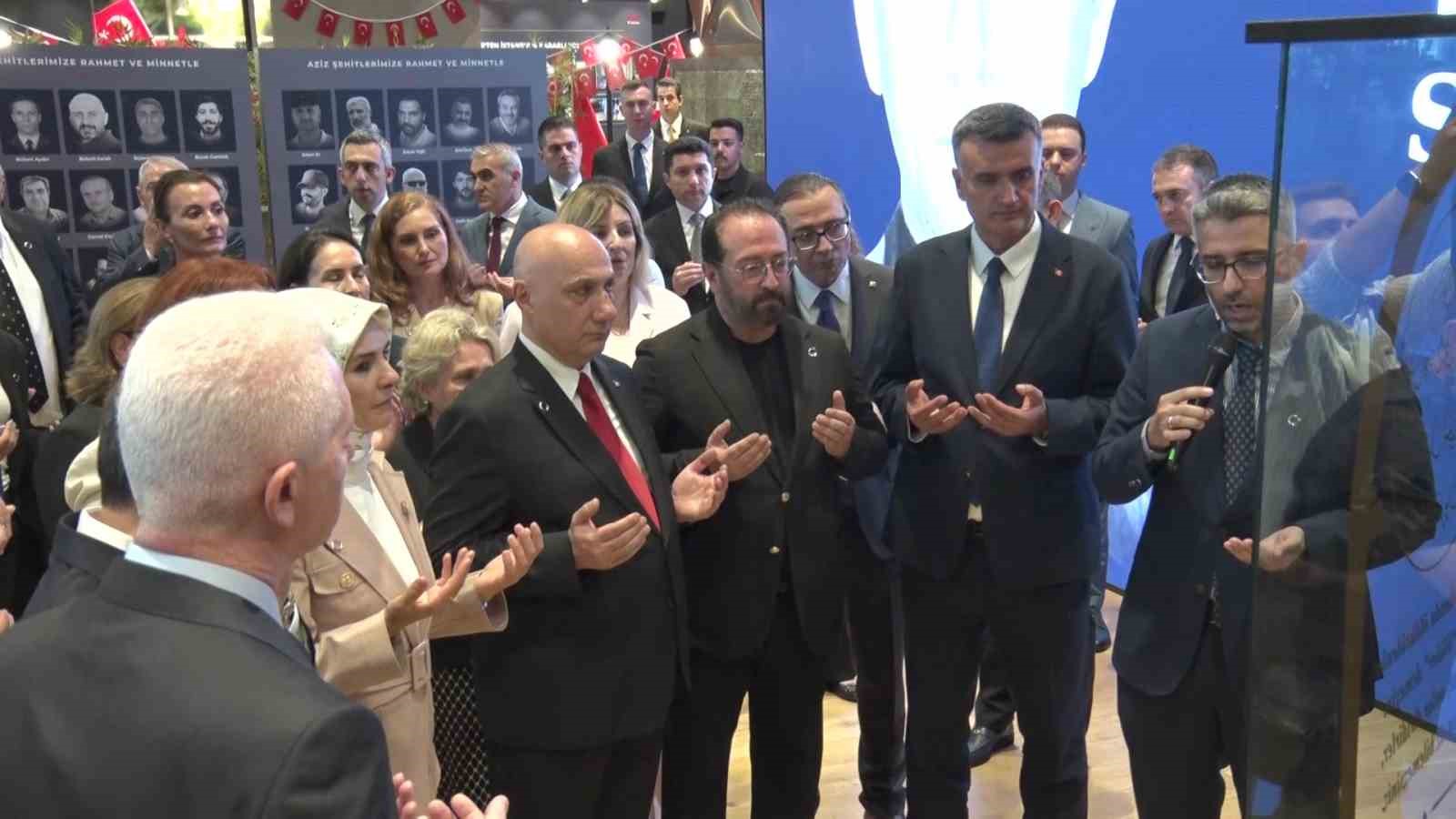 Bakan Göktaş: "Bizim görevimiz hain darbe girişimini yapanların bir daha teşebbüs etmemesini sağlamak"