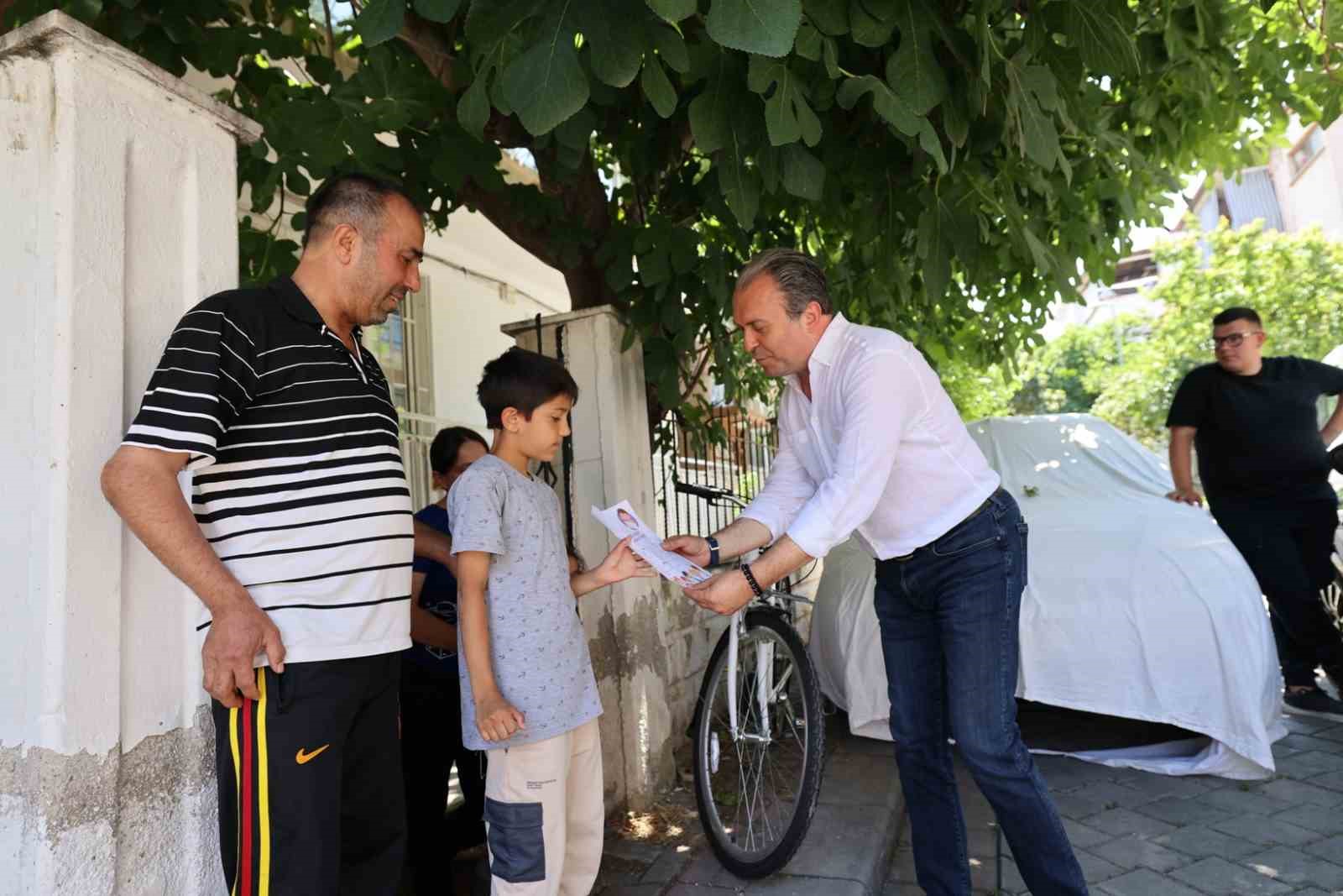 Denizli Büyükşehirden miniklere bisiklet hediyesi