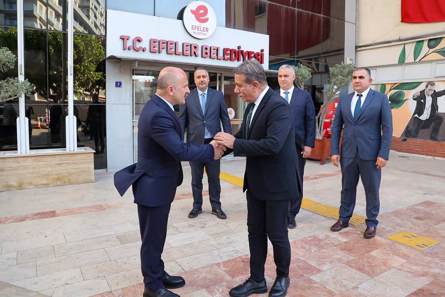 Başkan Yetişkin Vali Varol’u ağırladı