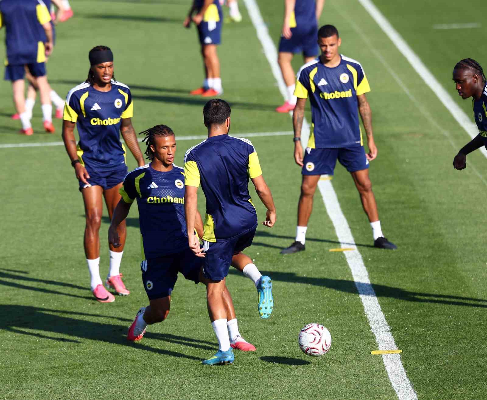 Fenerbahçe, Gornik Zabrze maçına hazır