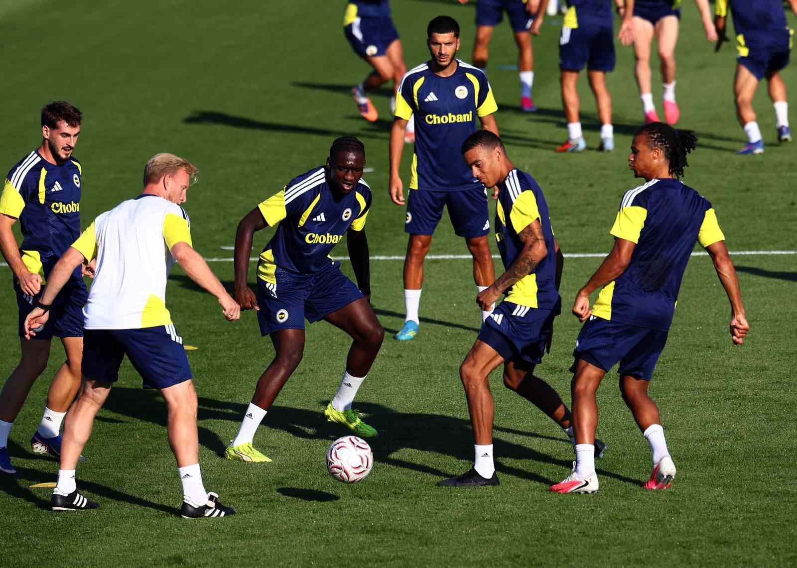 Fenerbahçe, Gornik Zabrze maçına hazır