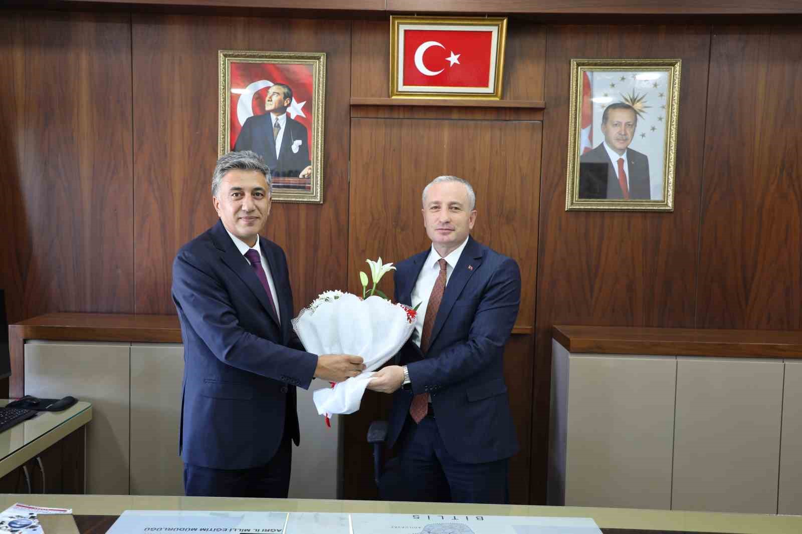 Ağrı Milli Eğitim Müdürlüğüne atanan Çakan görevine başladı
