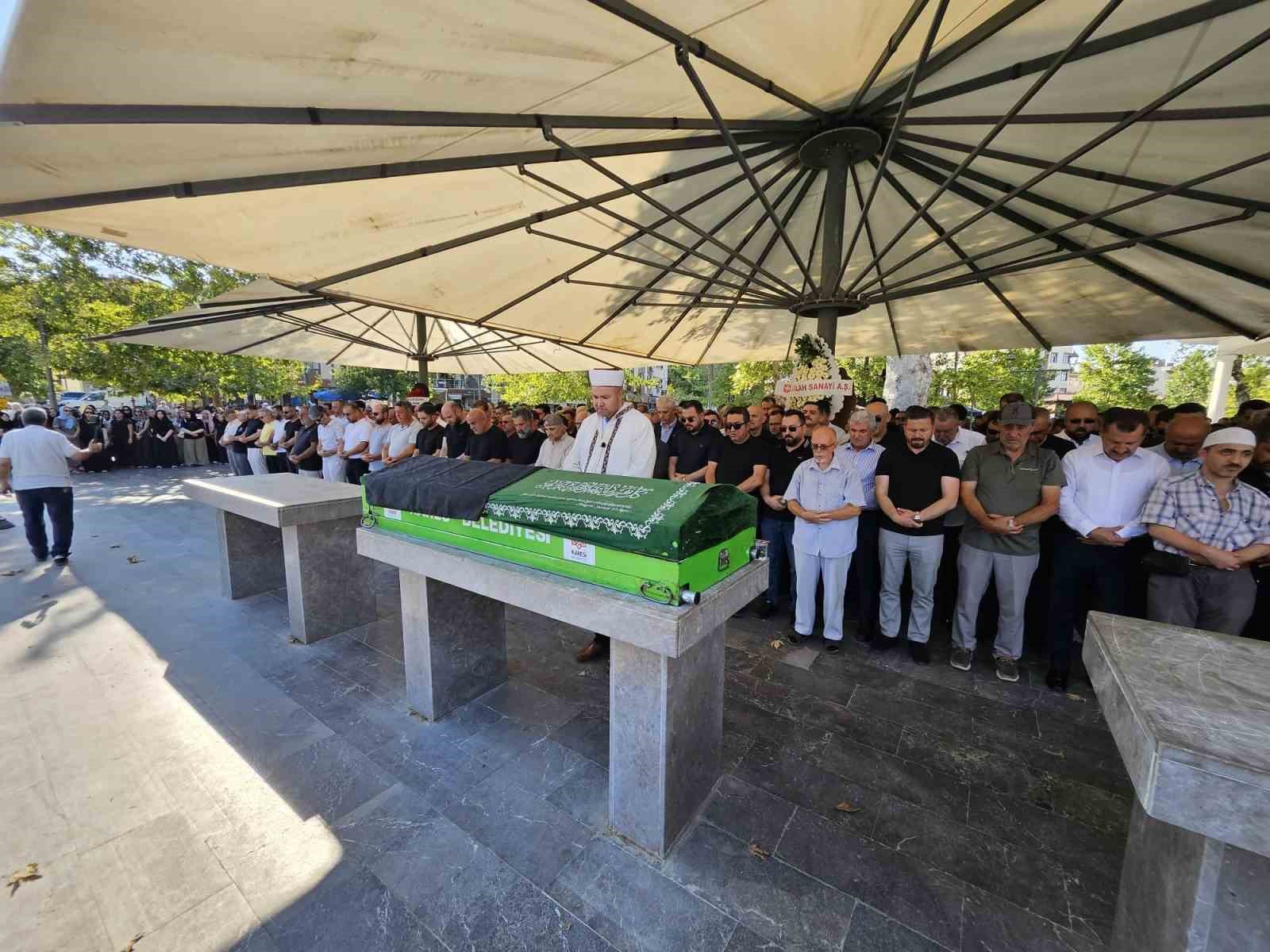 Balıkesirli iş adamı Muhammet Şeremet hayatını kaybetti