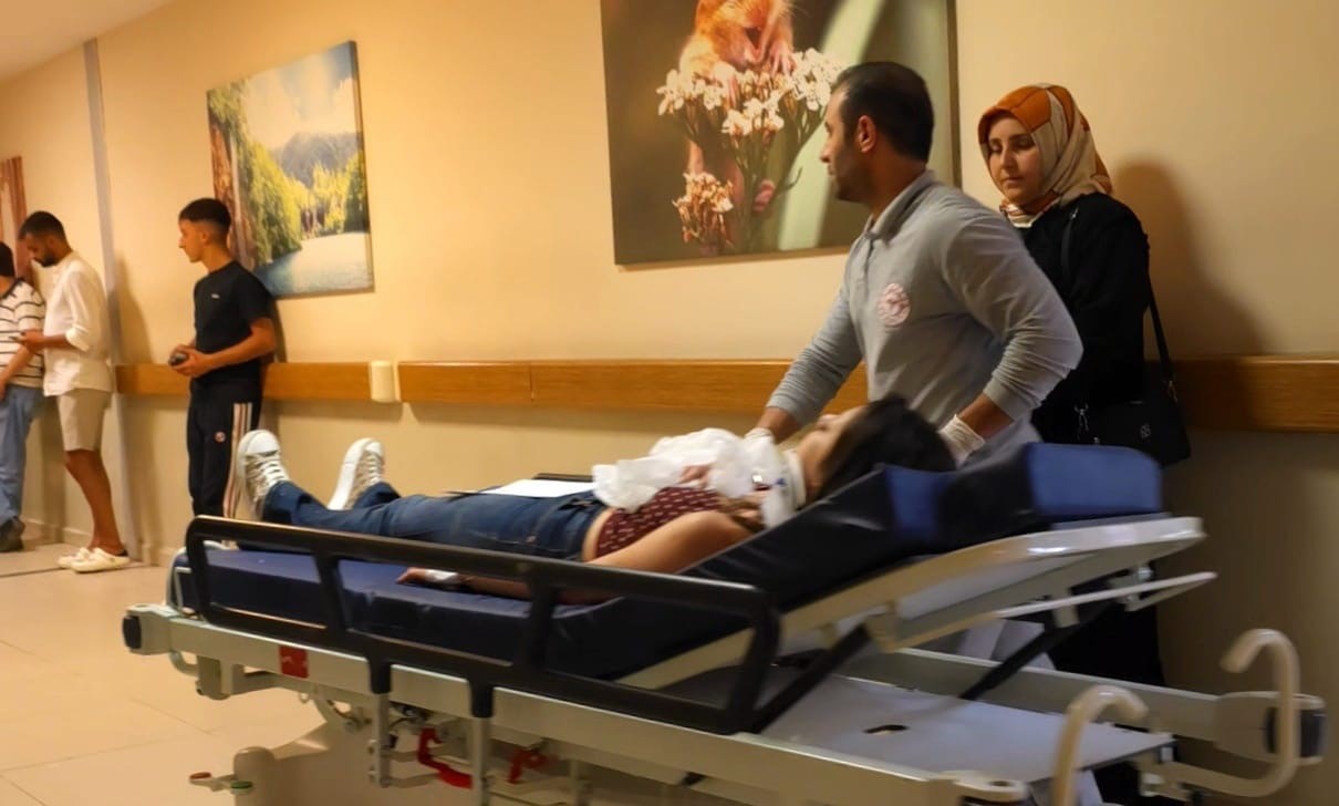 Kontrolden çıkan cip takla attı: 2 yaralı