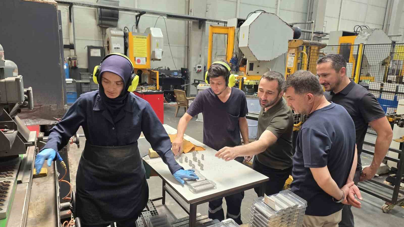 Otomotiv ve savunma sanayisine Düzce imzası