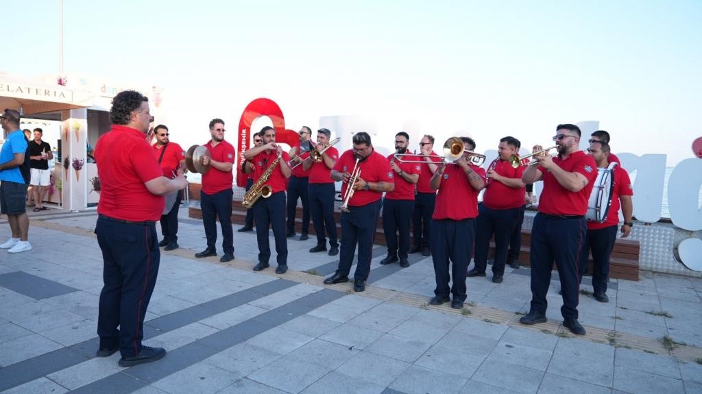 ’Yaz konserleri’ müzik coşkusunu ilçelere taşıyor