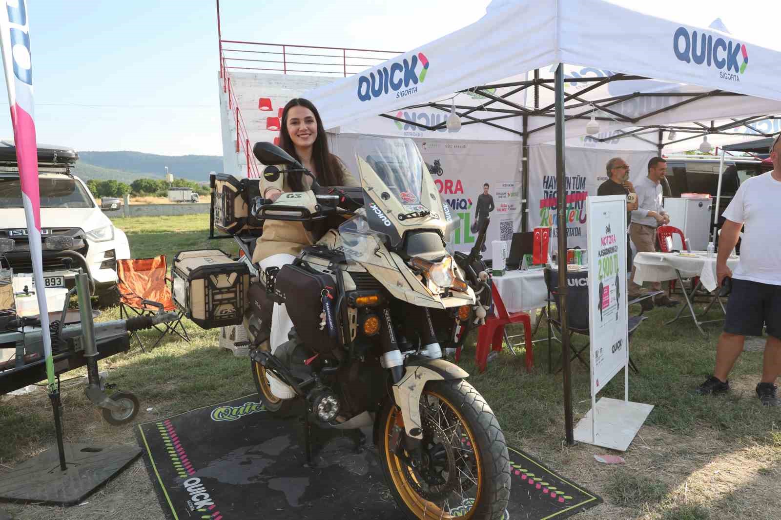 Quick Sigorta iki teker tutkunlarını Bucak’ta buluşturdu
