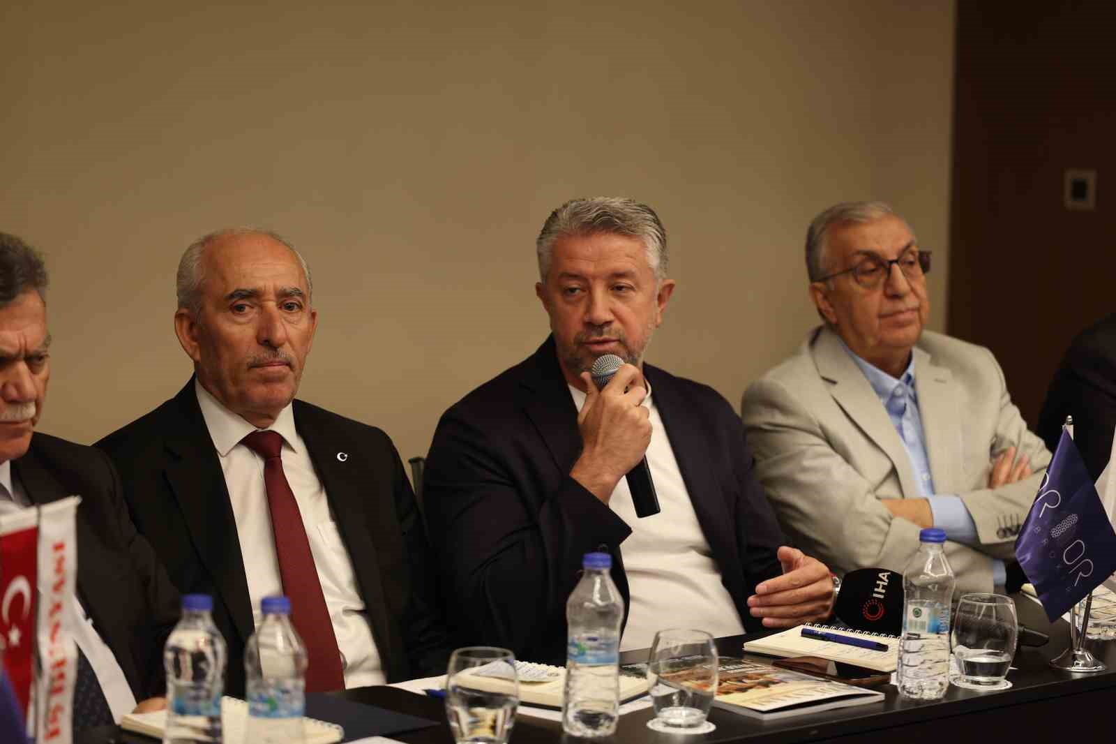 Ekonomiye Yön Verenler Zirvesi Kayseri’de yoğun katılımla gerçekleştirildi